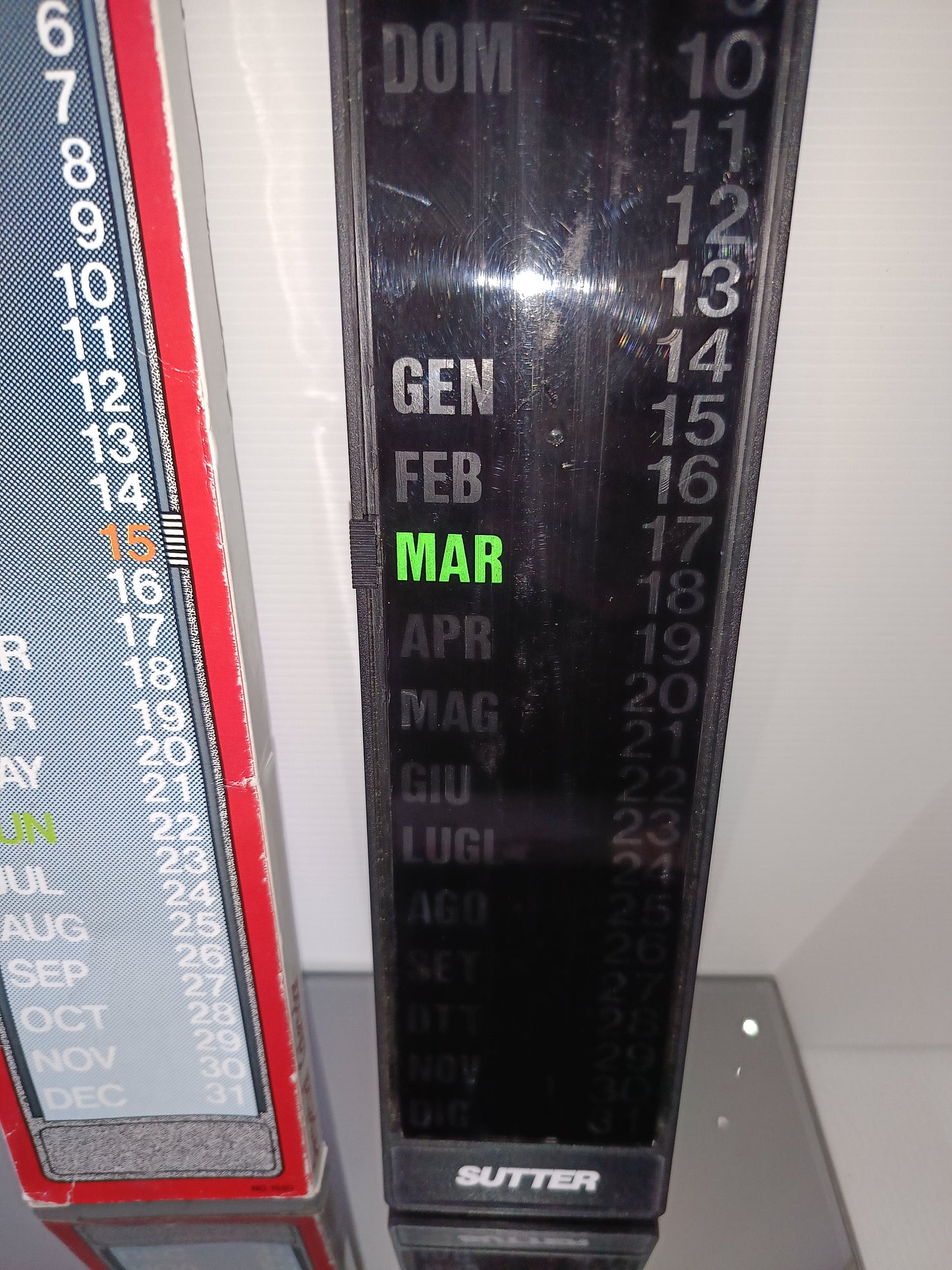 Calendario Perpetuo Sutter Vintage
in plastica