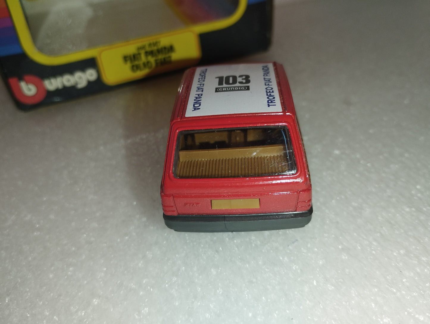 Fiat Panda 45 Bburago
Scala 1:43
Die Cast Metal