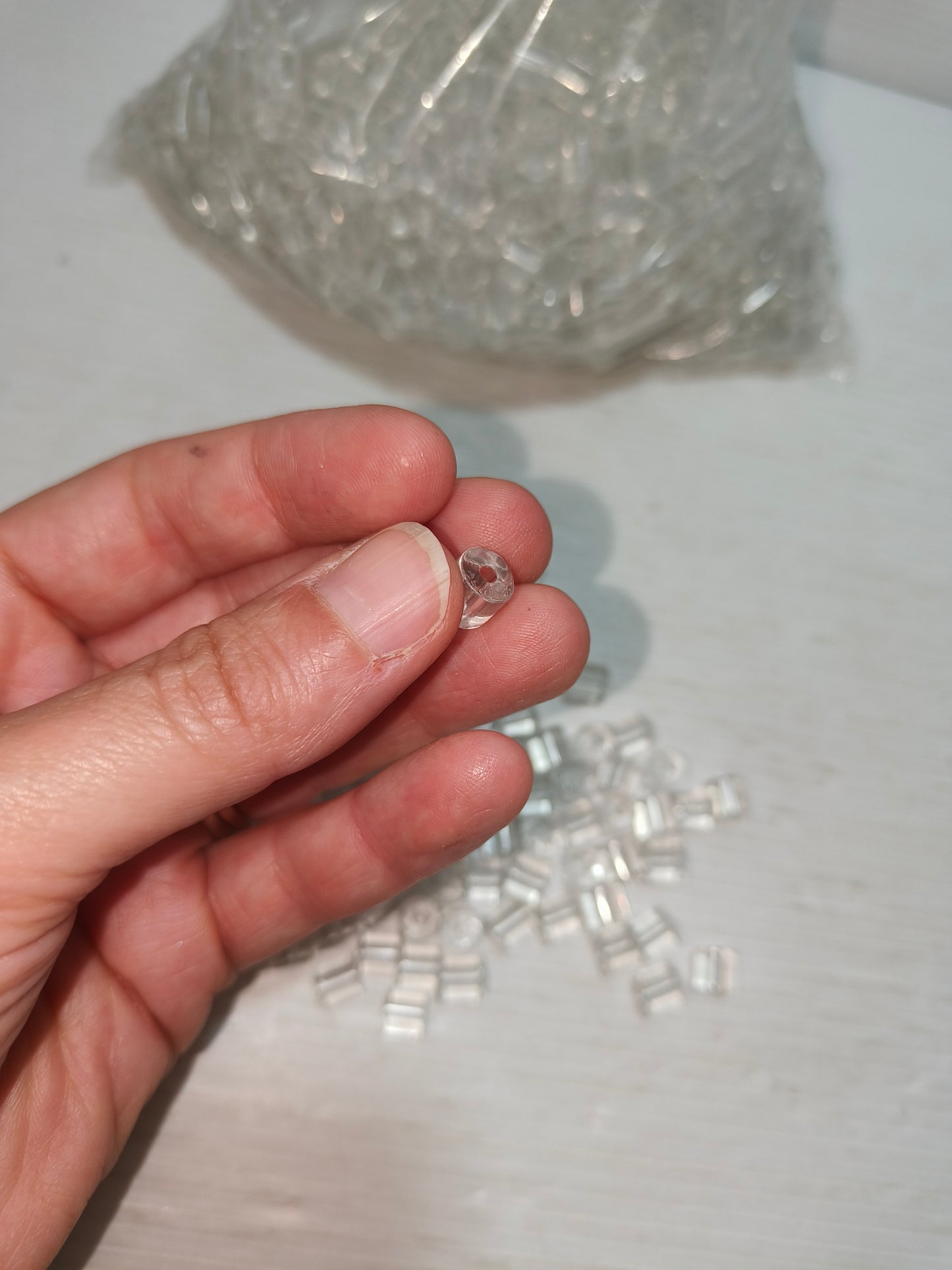 Perline in vetro trasparente, un kilo