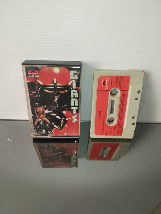 Giants Musicassetta
Edita nel 1979 da Polydor cod.3172088