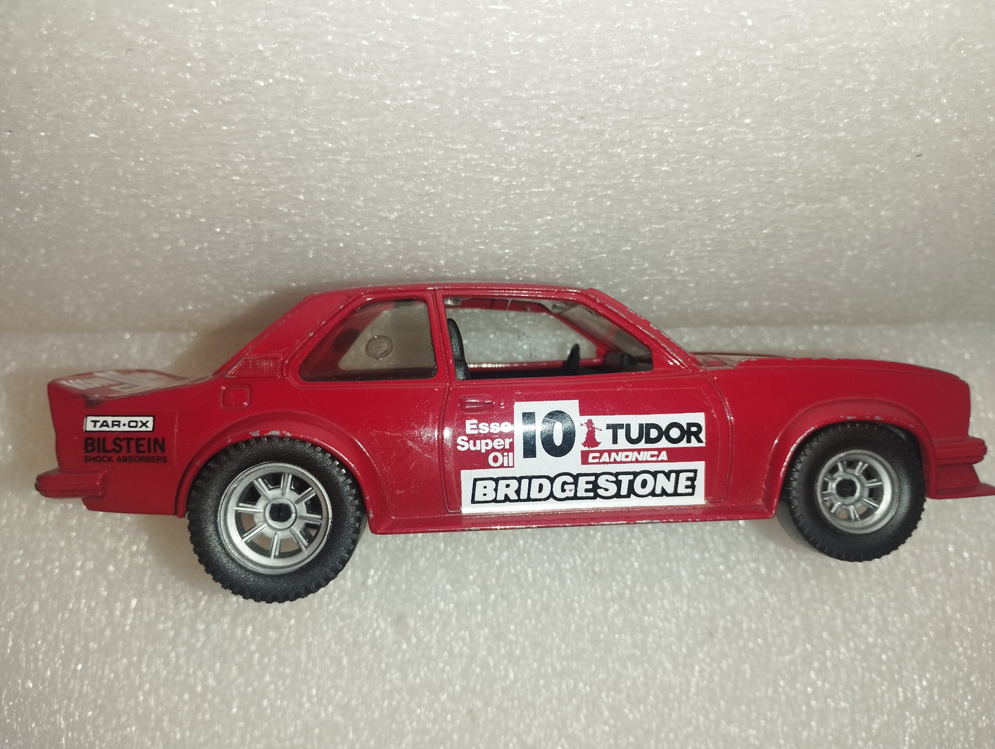 Opel Ascona 400
Polistil 1:24 LEGGI DESCRIZIONE