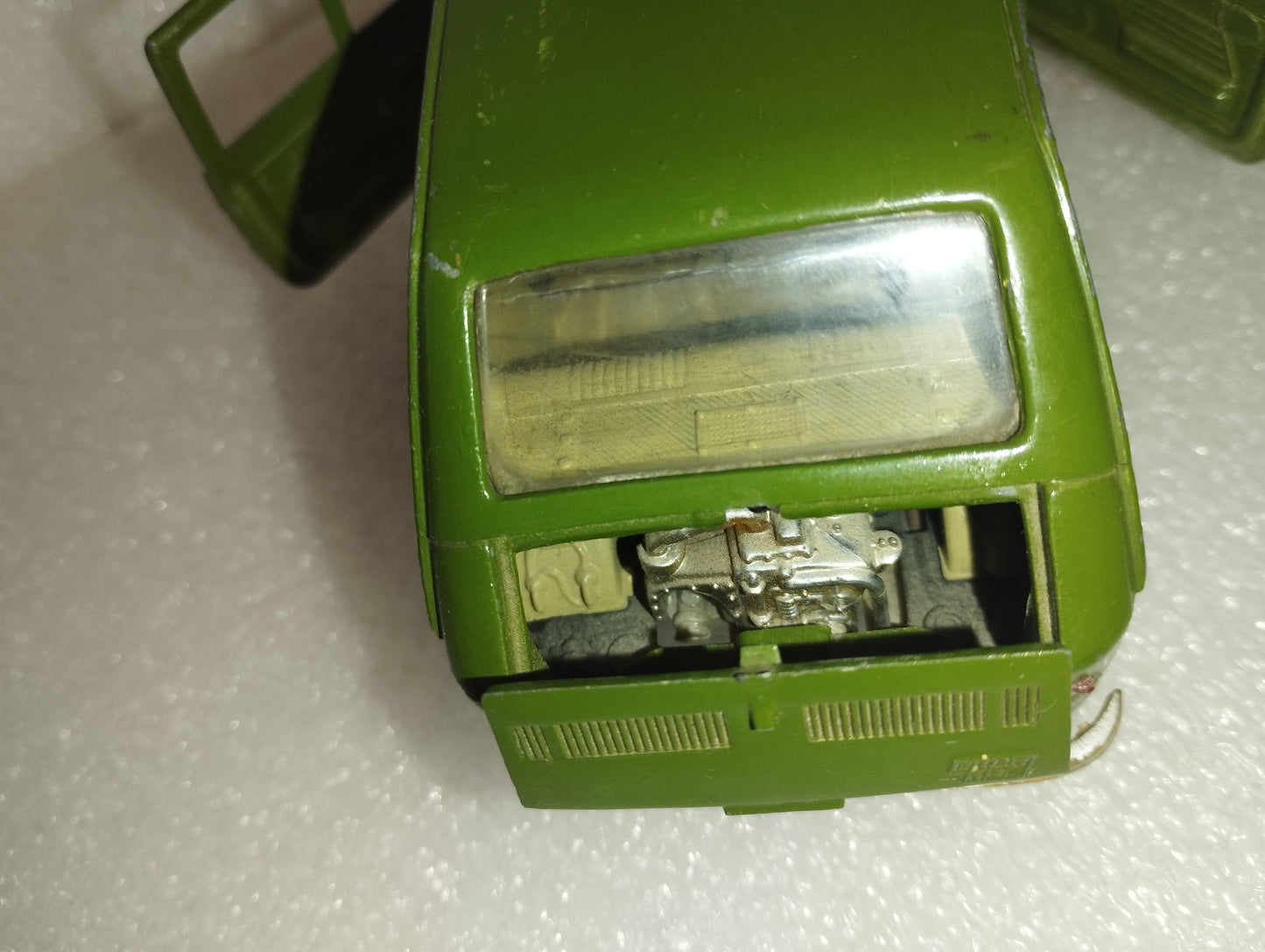 Fiat 126 Politoys
Scala 1:25
Made in Italy
Cod.S17 da restaurare