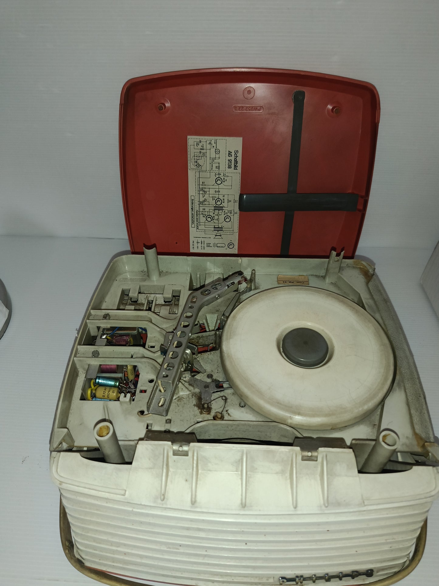 Philips AG9138 Mangiadischi
Anni 60
Non Funzionante da riparare