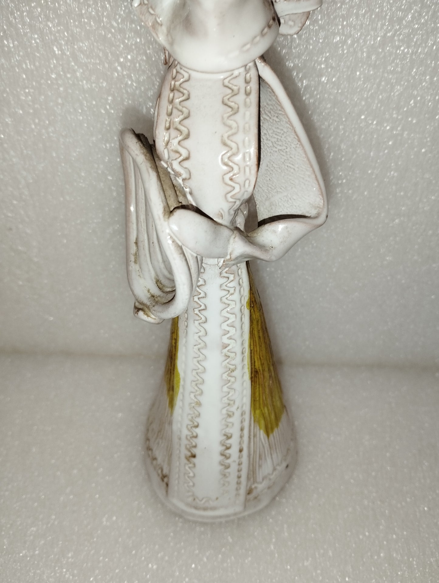 Statua Donna Sarda In Ceramica Smaltata
Firmata G.Sirena