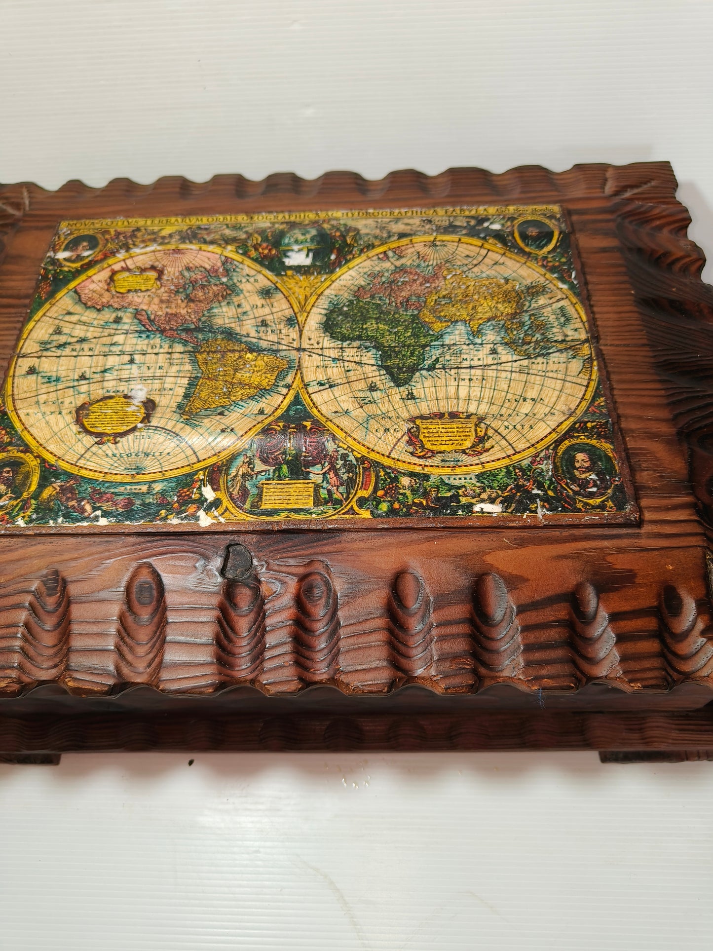 Scatola bauletto in legno vintage