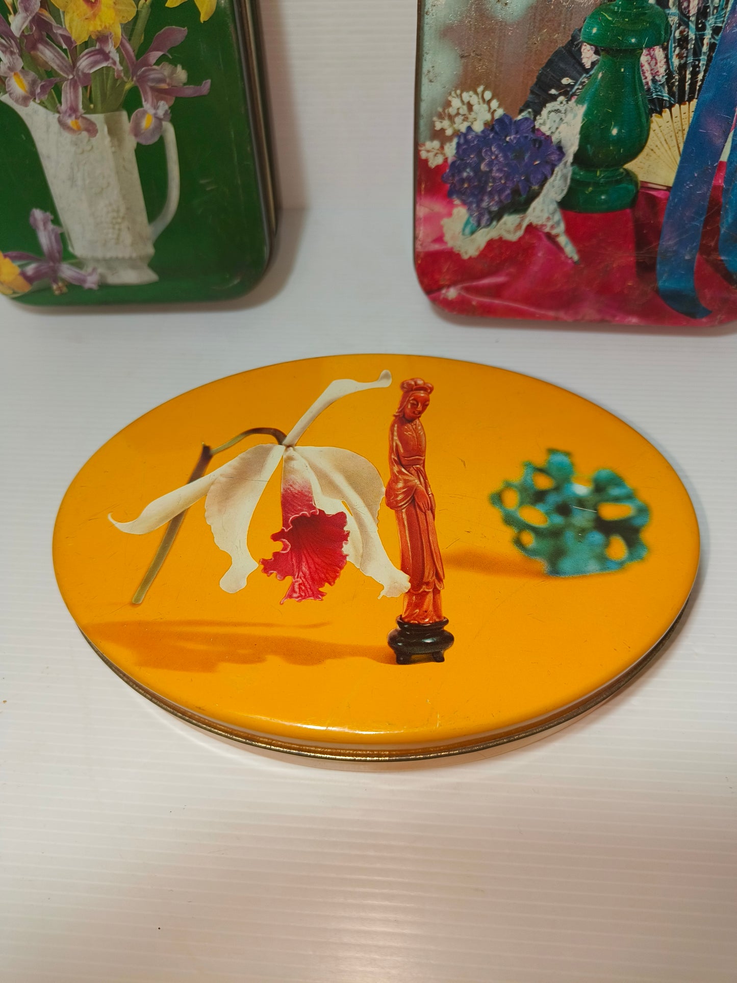 Scatole latta vintage soggetto fiori