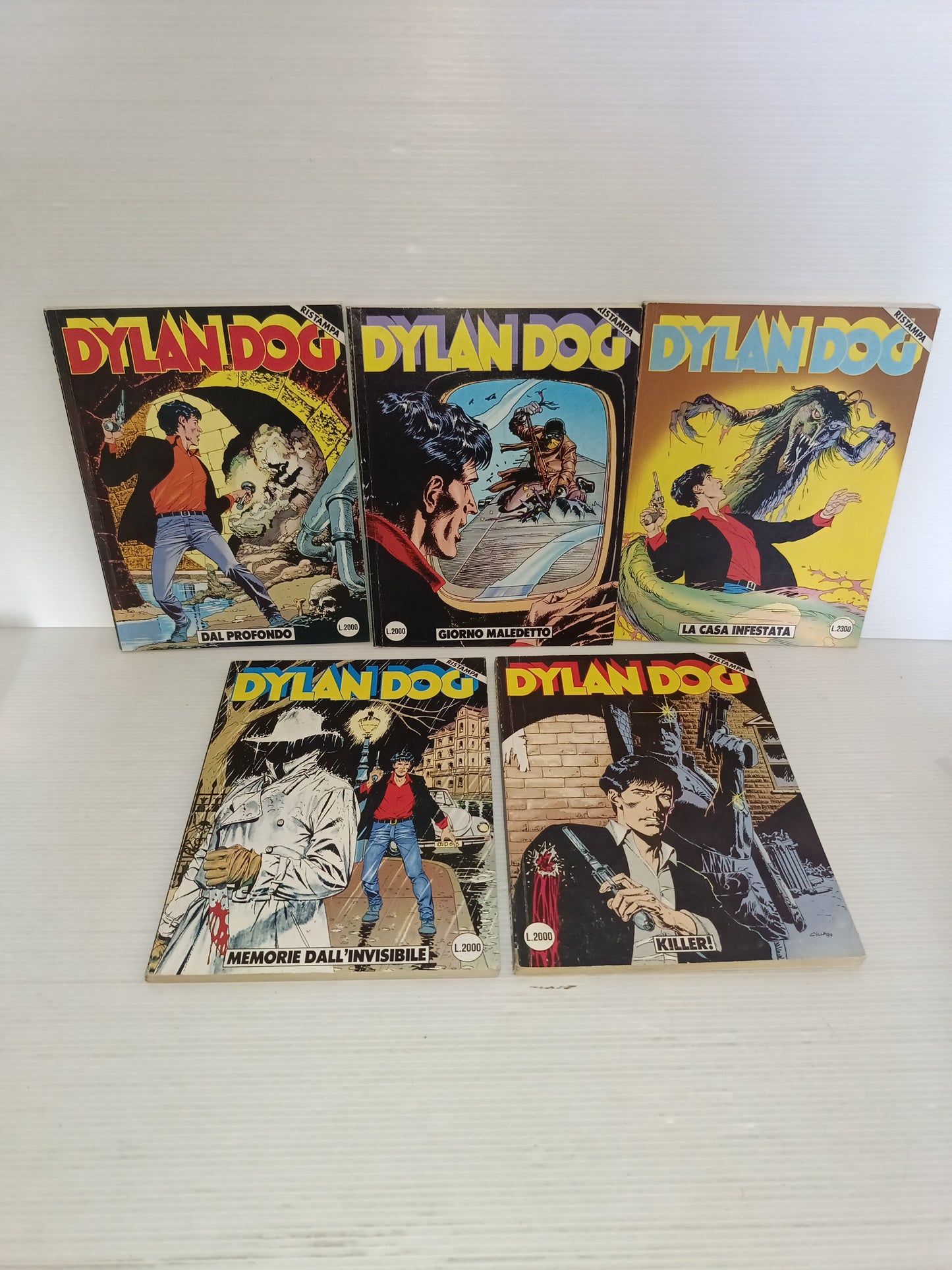 Dylan Dog 5 Fumetti Anni 90 Ristampe
I numeri sono: 12,19,20,21,30