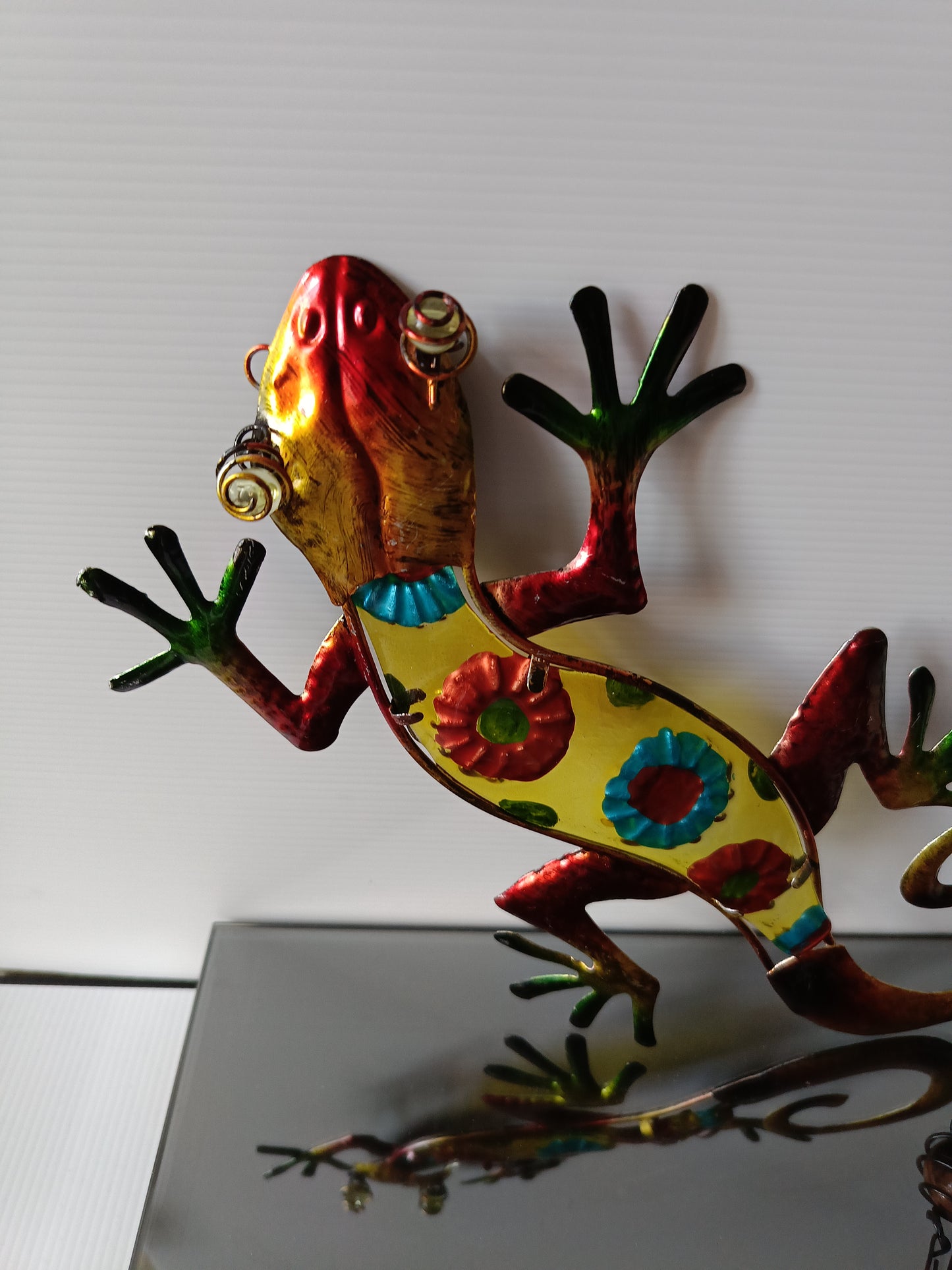 Geco Decorativo In Metallo E Vetro
Lunghezza geco 29 cm circa