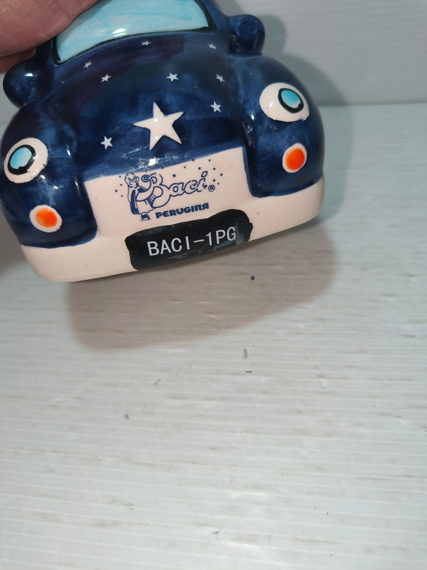 Salvadanaio Baci Perugina, LEGGI