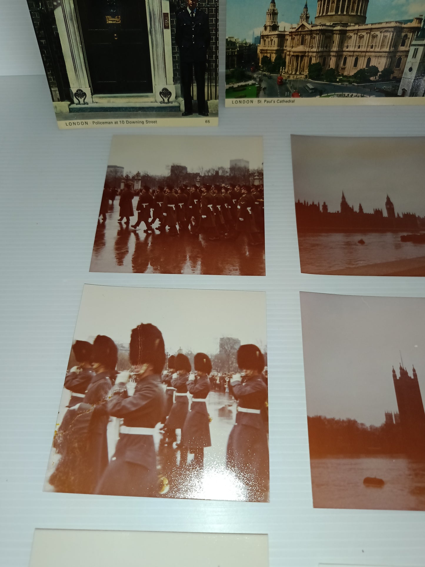 Lotto 3 Cartoline + 9 Foto Londra Vintage