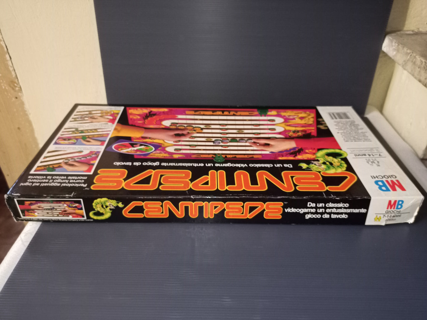 Centipede board game, original 1980s Mb