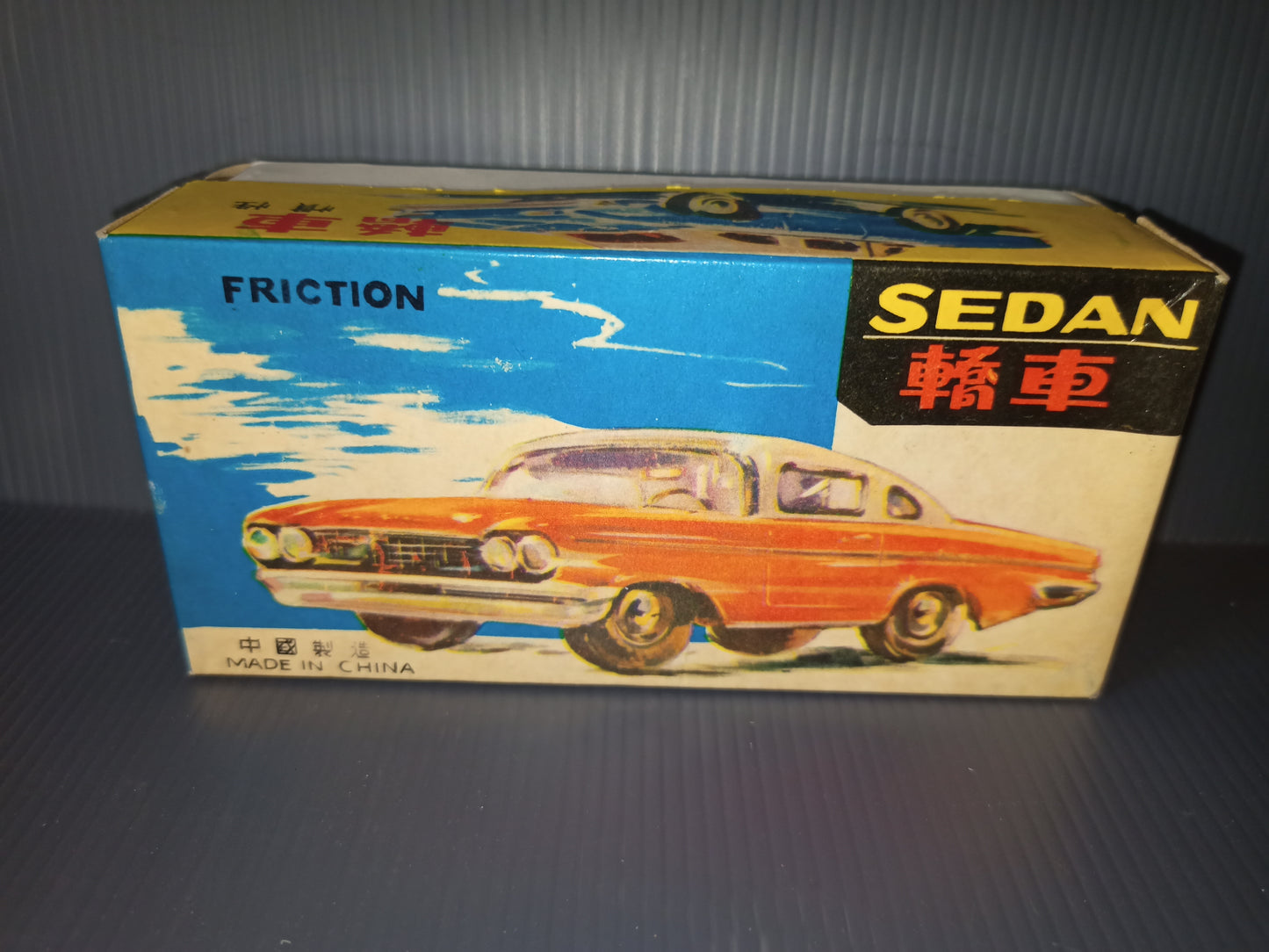 Friction model Sedan model MF 998, original from the 70s