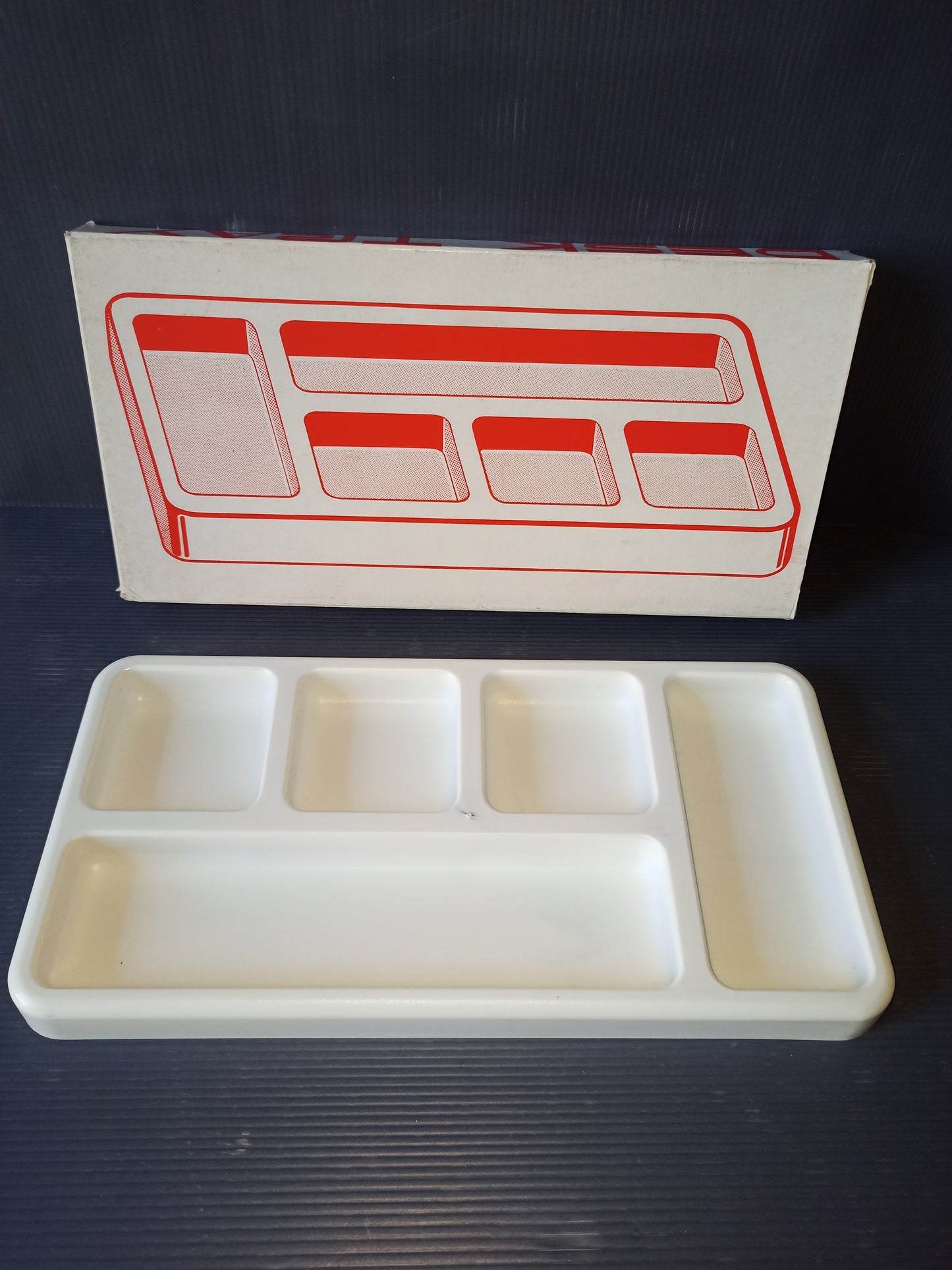 Plastic desk tray, original from the 70s