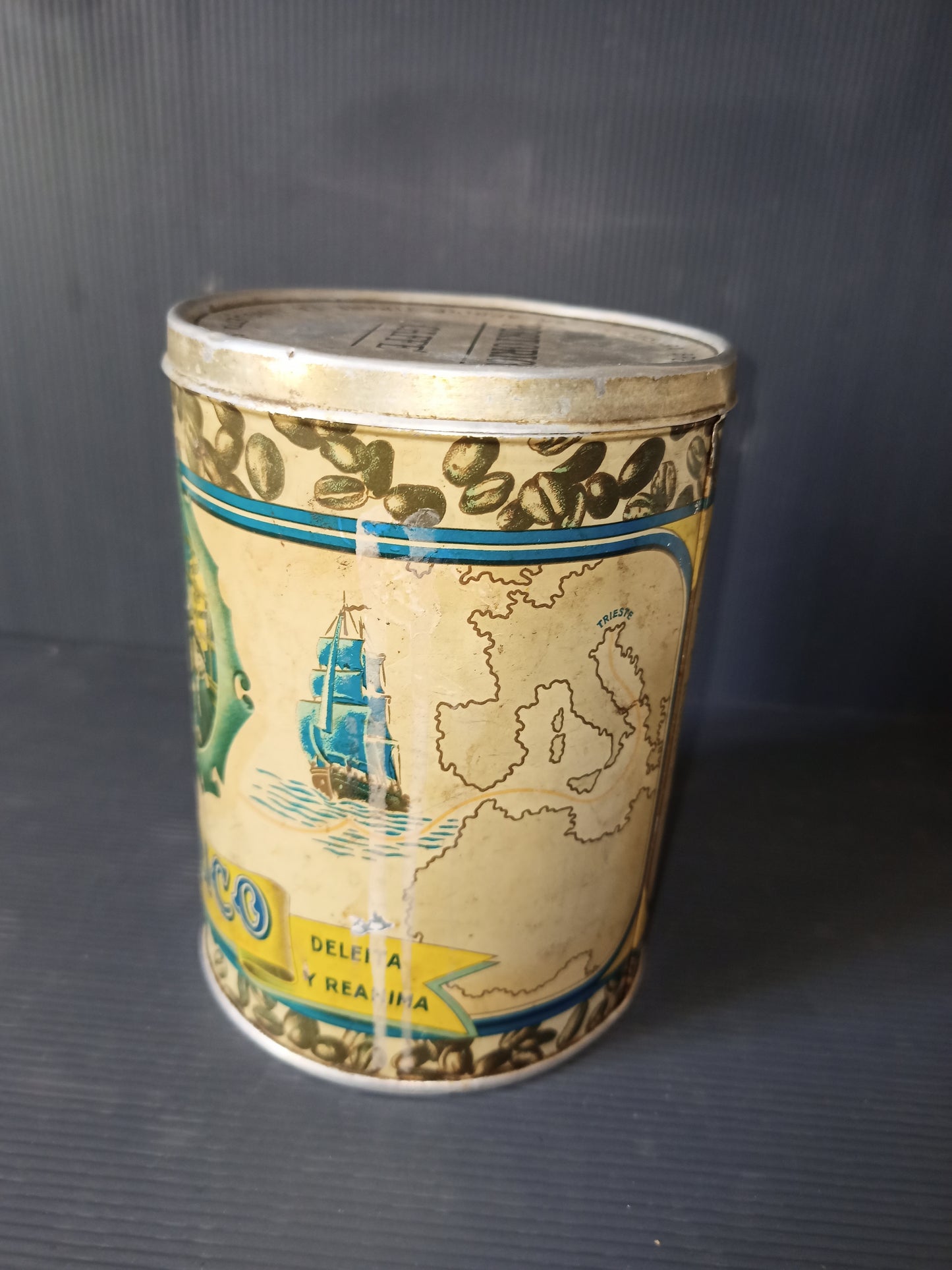 Vintage Puerto Rico Coffee tin box in aluminium