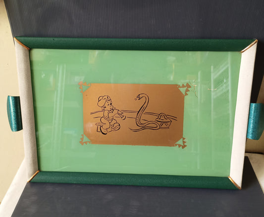 Vassoio anni 50 con disegno incantatore di serpenti