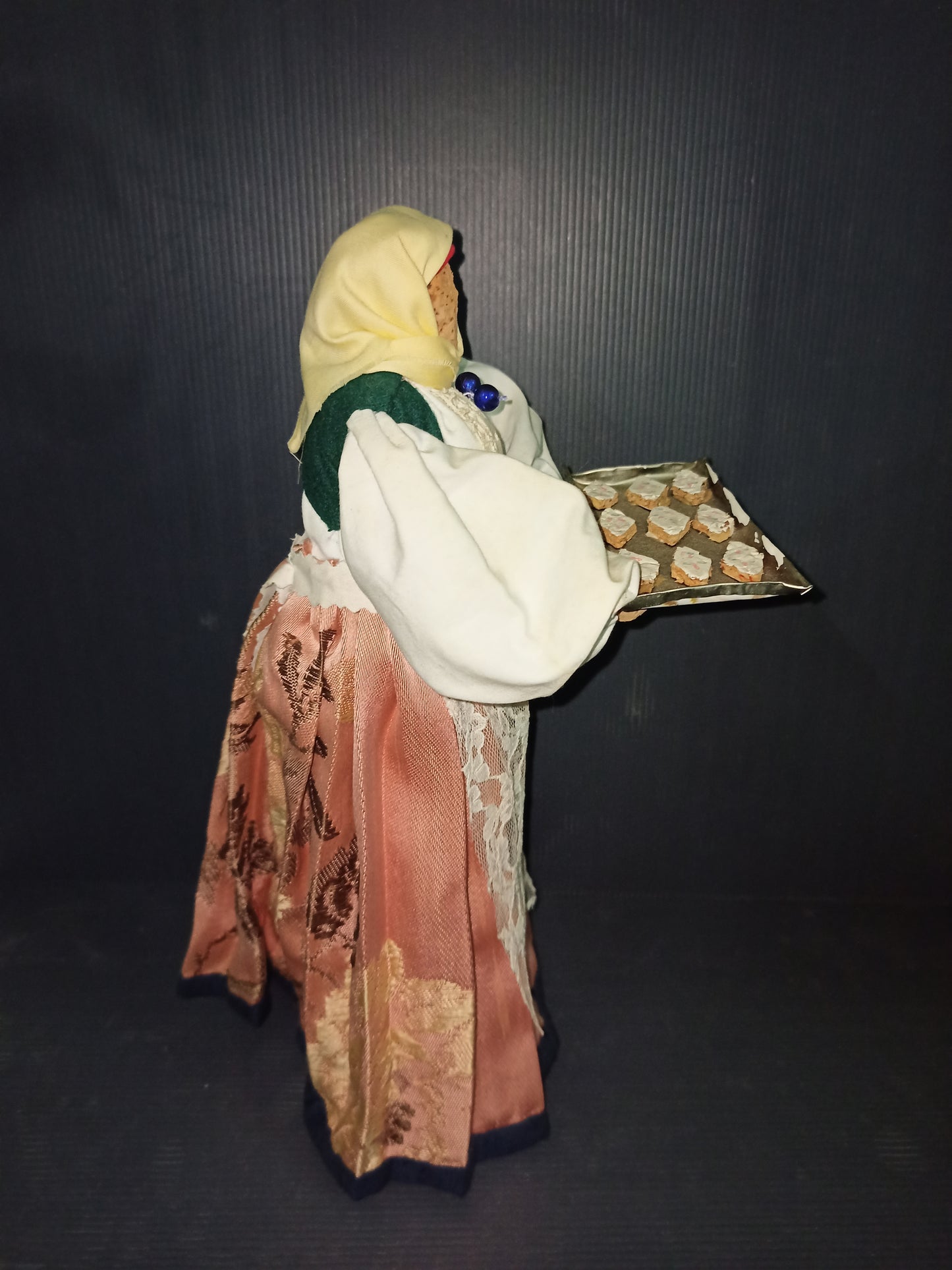 Sardinian art doll Sassari Pozzu D'Ussi