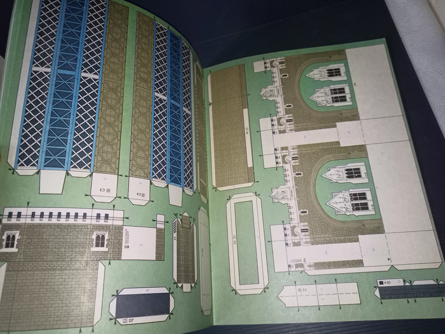 Book to build Tower Bridge and Tower of London, Alan Rose original from the 80s