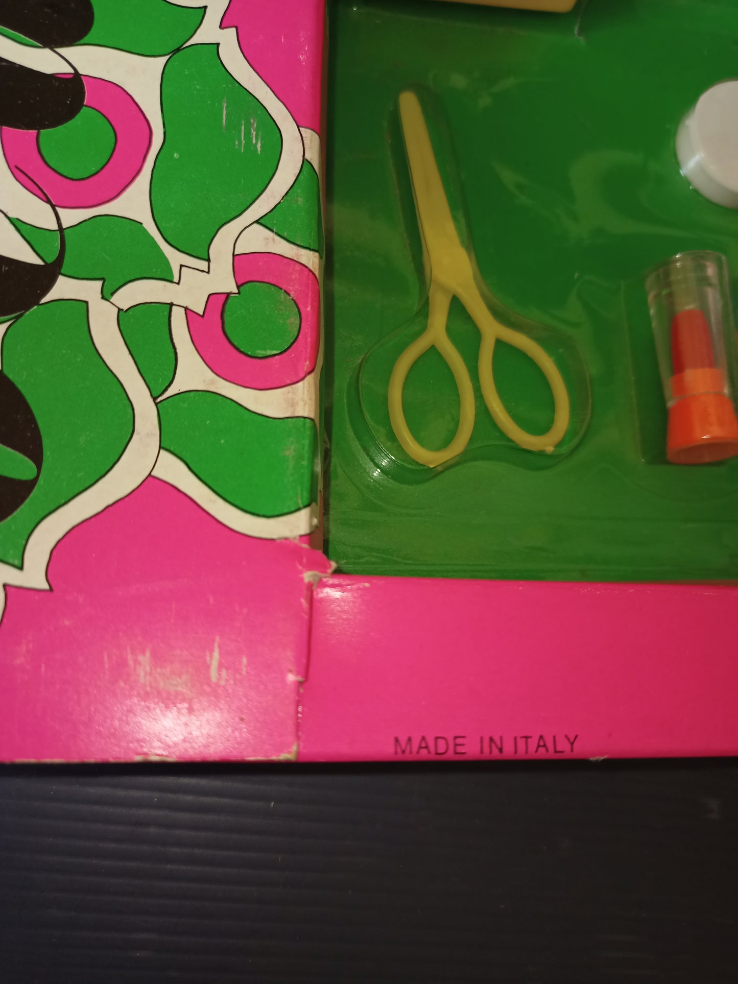 Beauty dolls game for girls, beauty accessories, original from the 70s