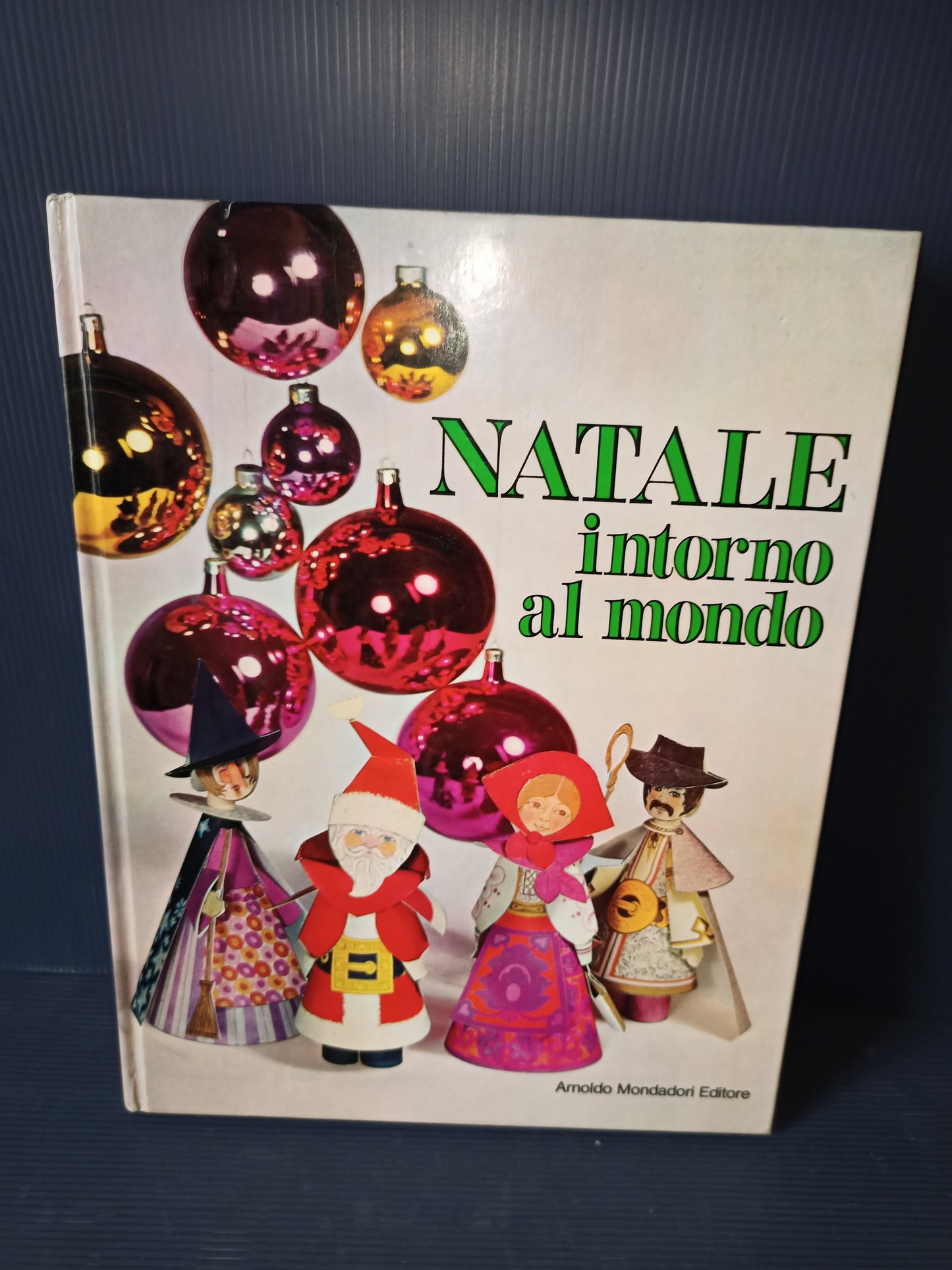 Libro Natale intorno al mondo, Mondadori 1974