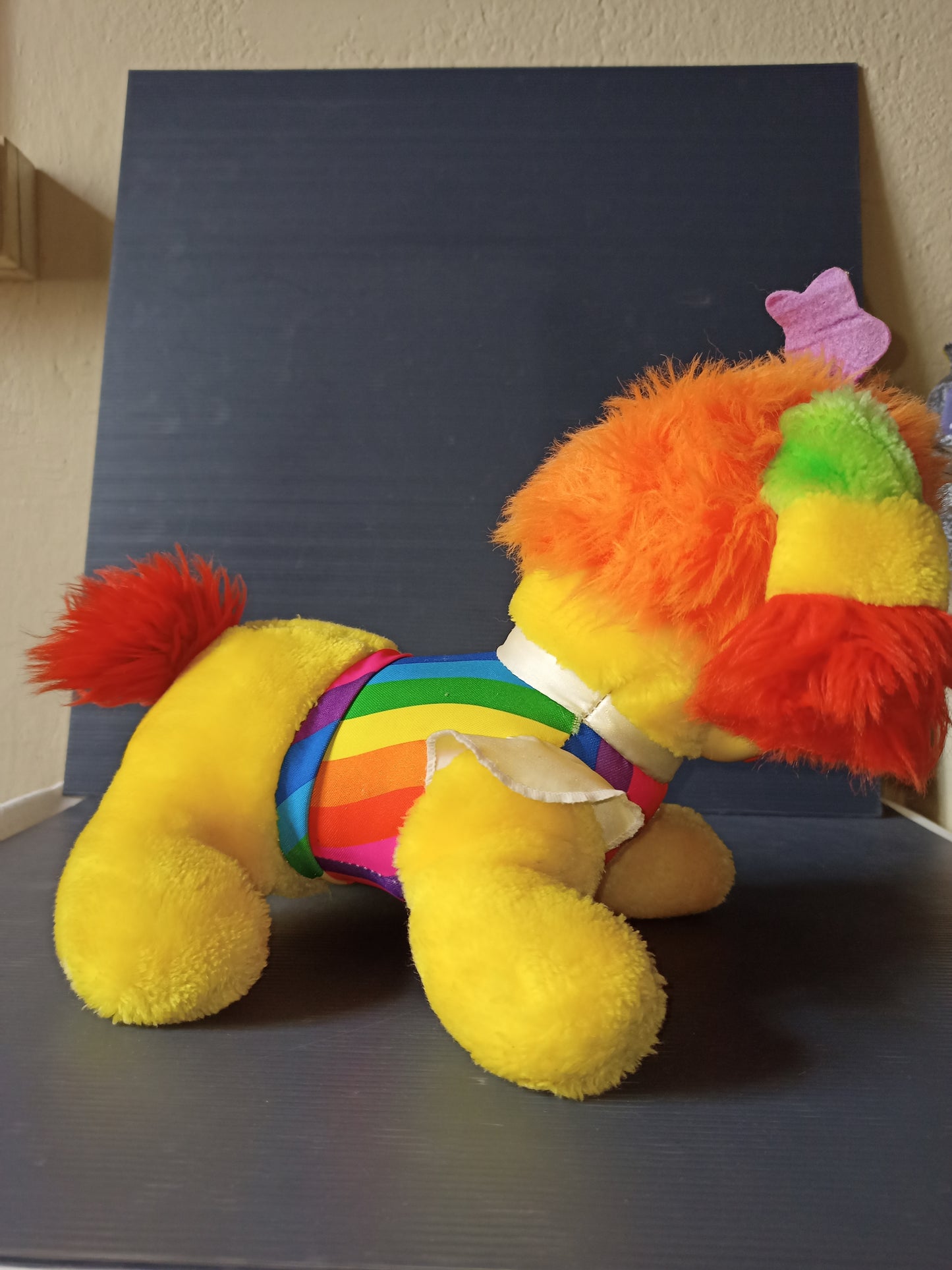 Plush Puppy Brite Iridescent Rainbow Brite, original 80s Mattel Hallmark