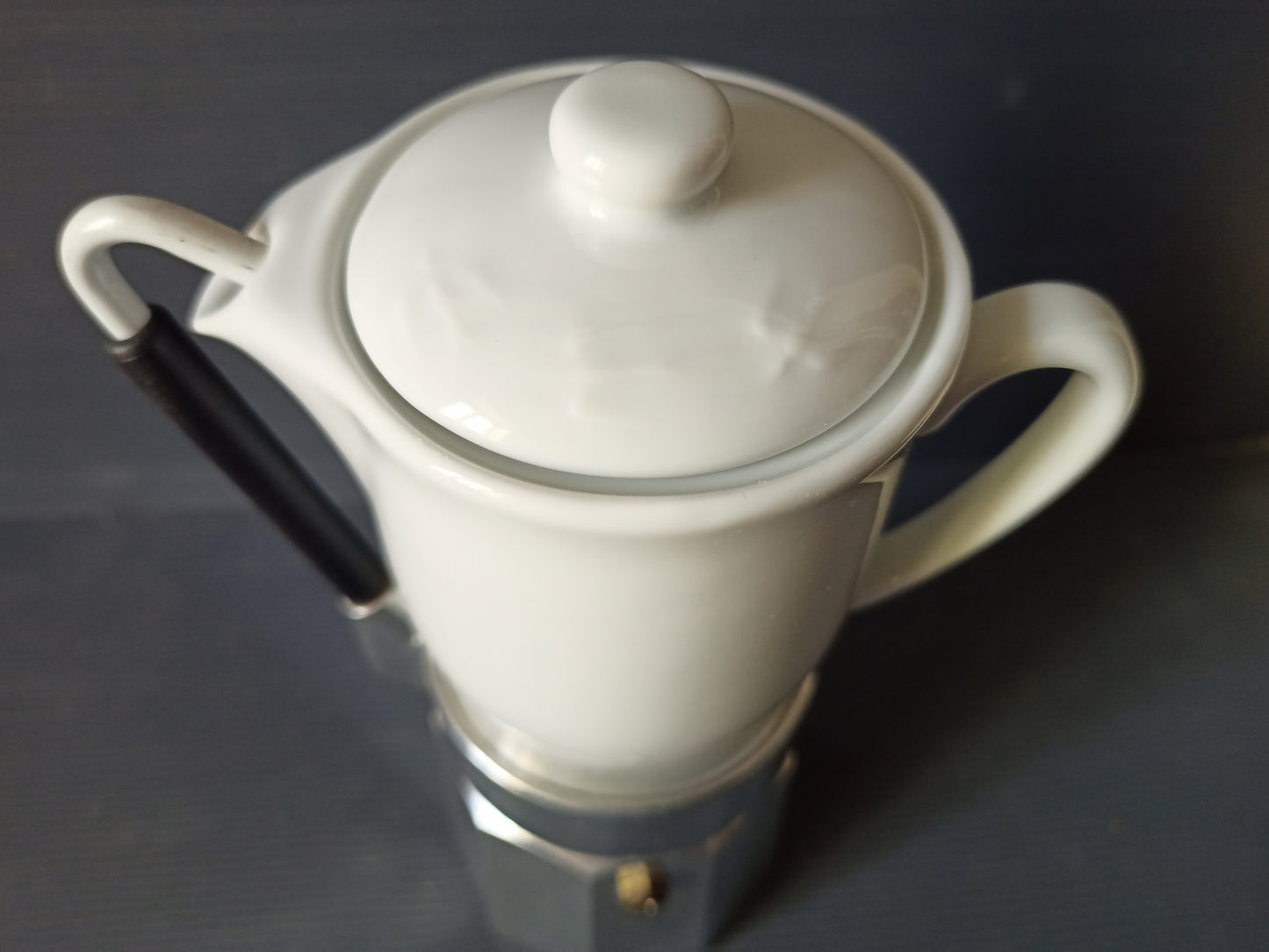 Caffetteria con bricco in ceramica Mulino Bianco, originale anni 80