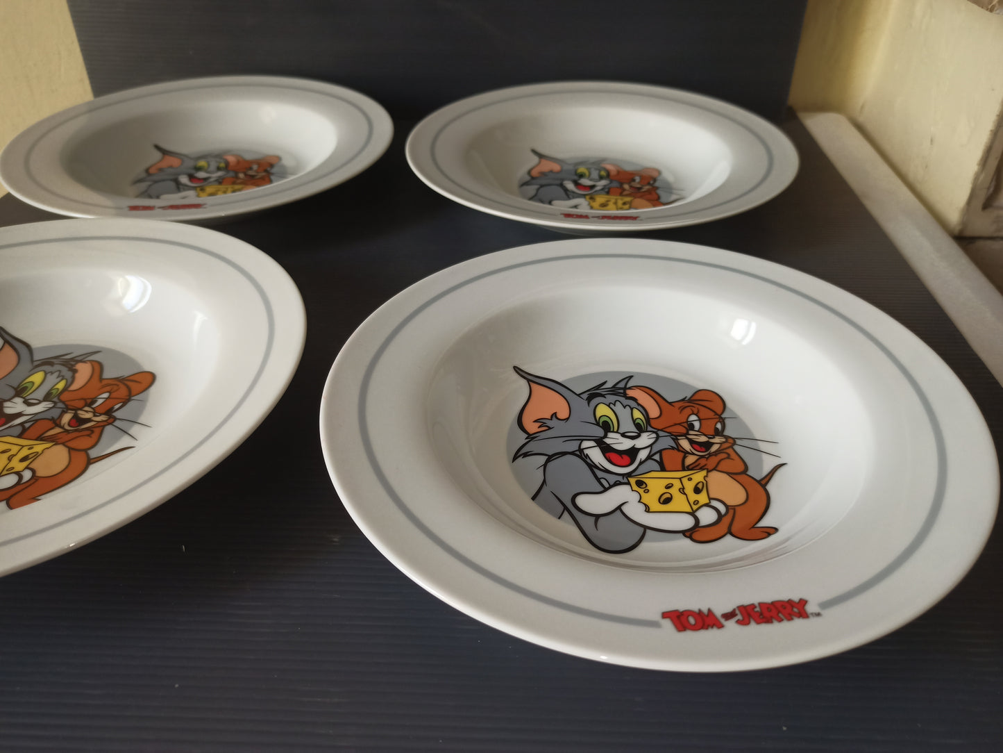 Tom &amp; Jerry soup plates, DeAgostini