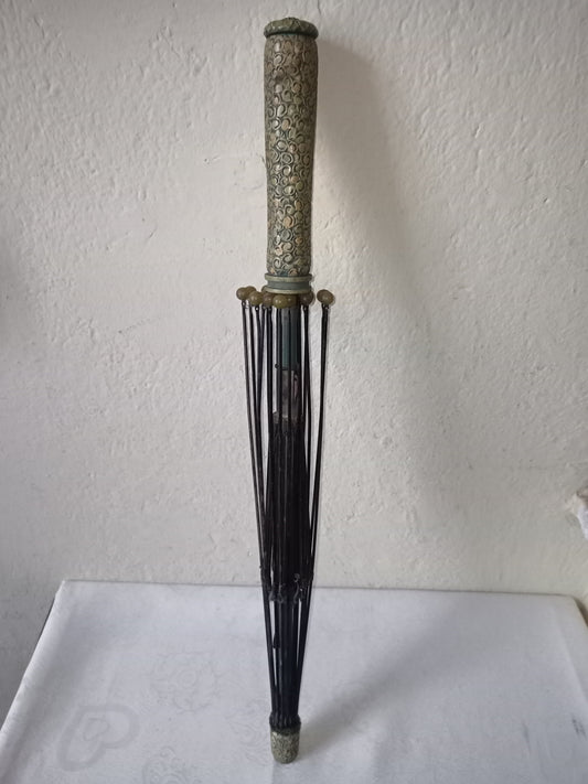 Lady's parasol umbrella from the 1800s READ DESCRIPTION