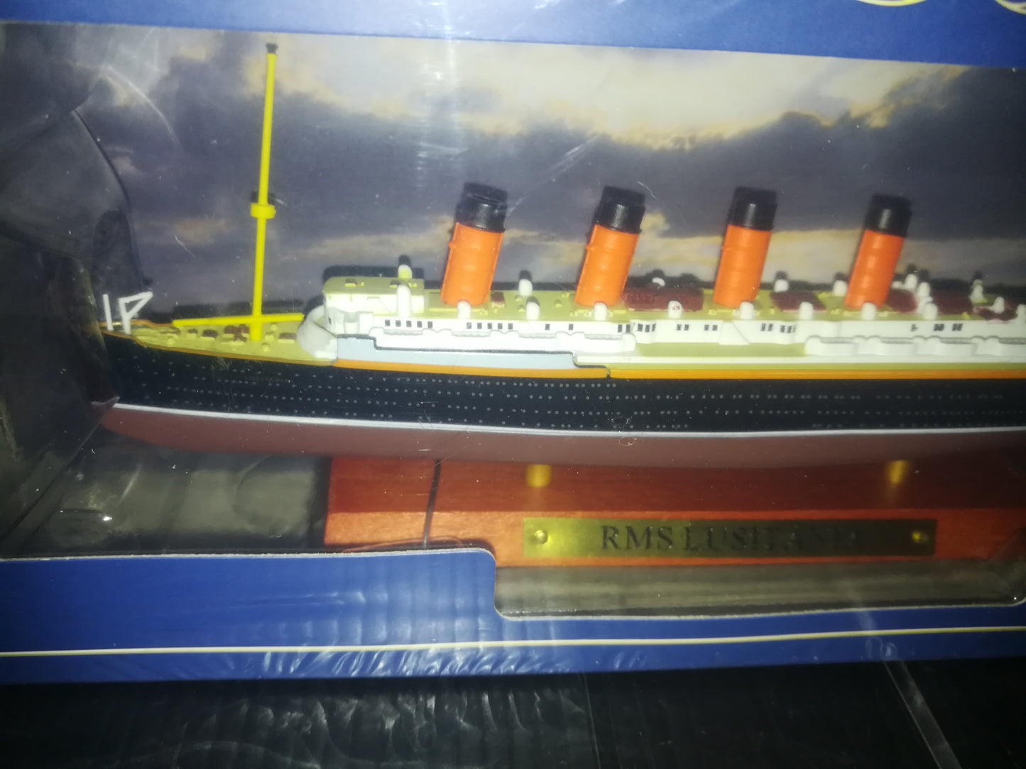 Model ship RMS Lusitania Editions Atlas Collection