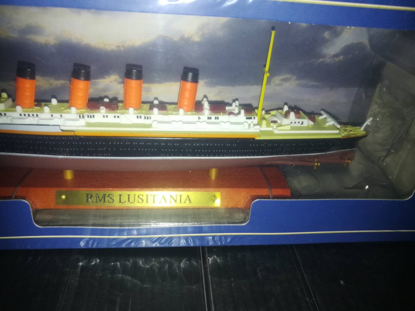 Model ship RMS Lusitania Editions Atlas Collection