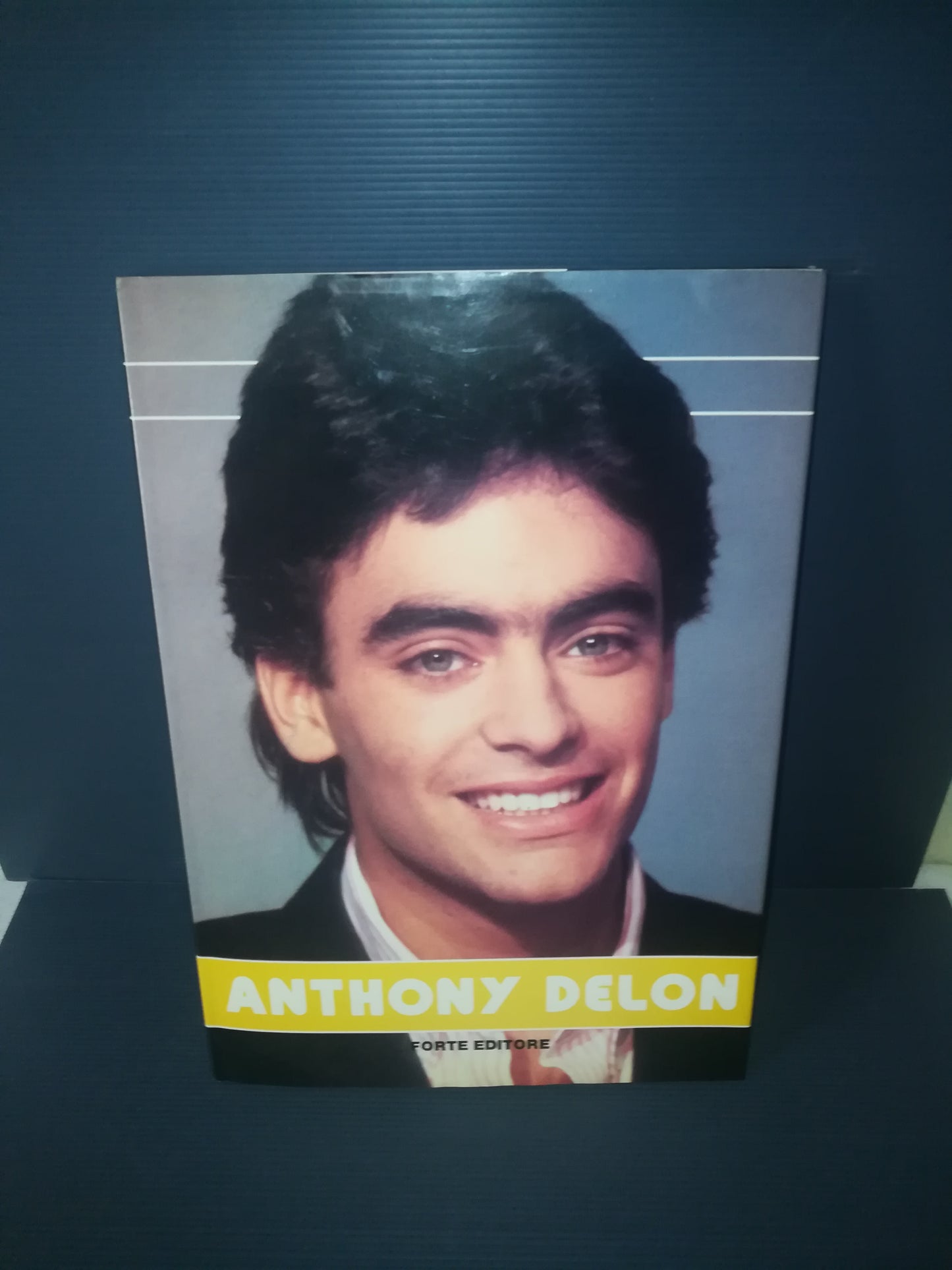 Book "Anthony Delon" Forte Editore