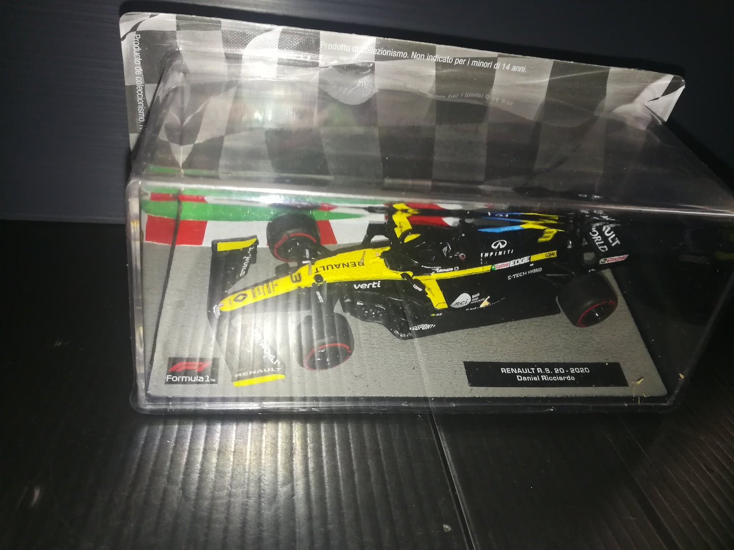 Renault RS20 2020 Daniel Ricciardo model car