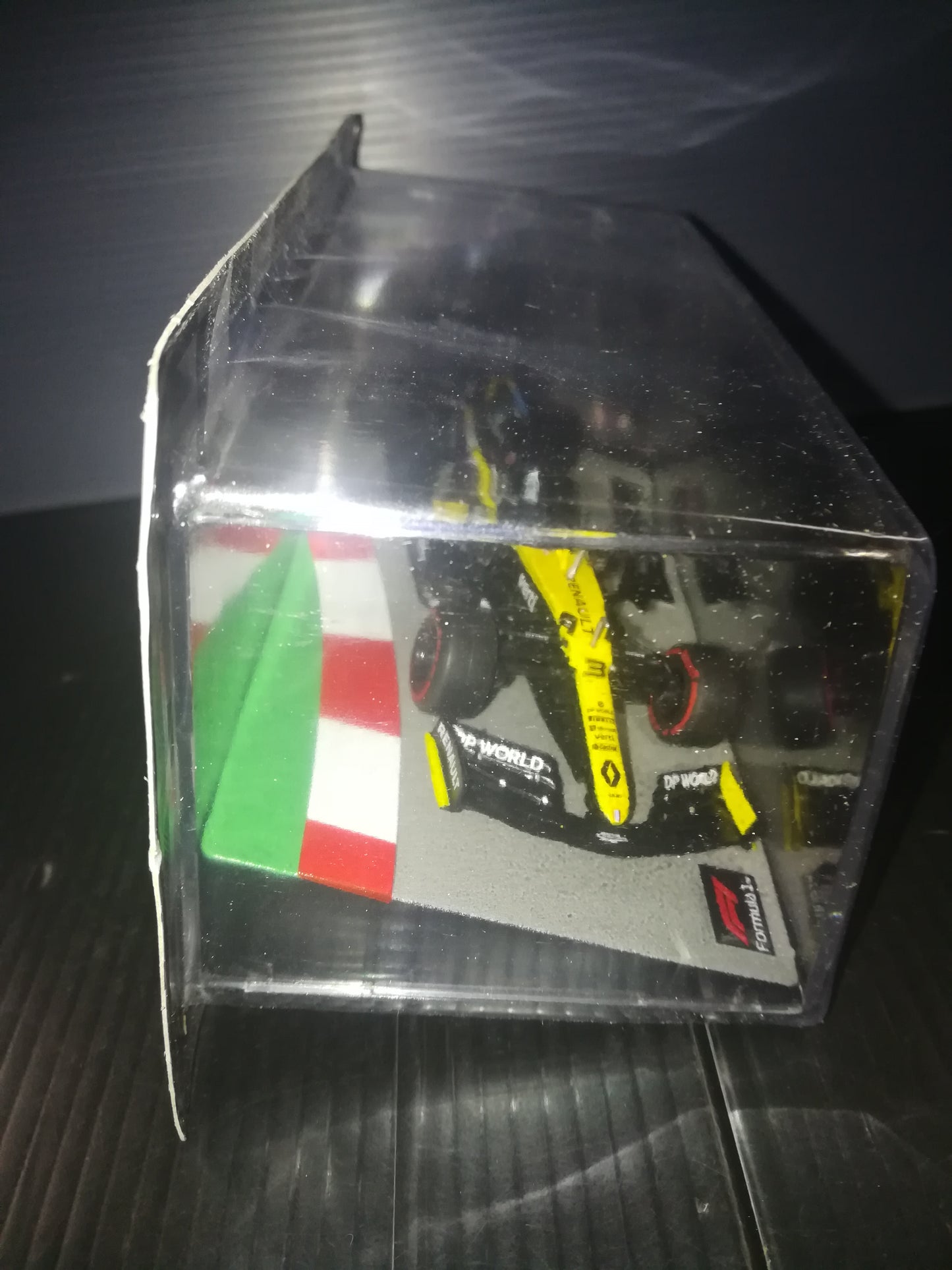 Renault RS20 2020 Daniel Ricciardo model car