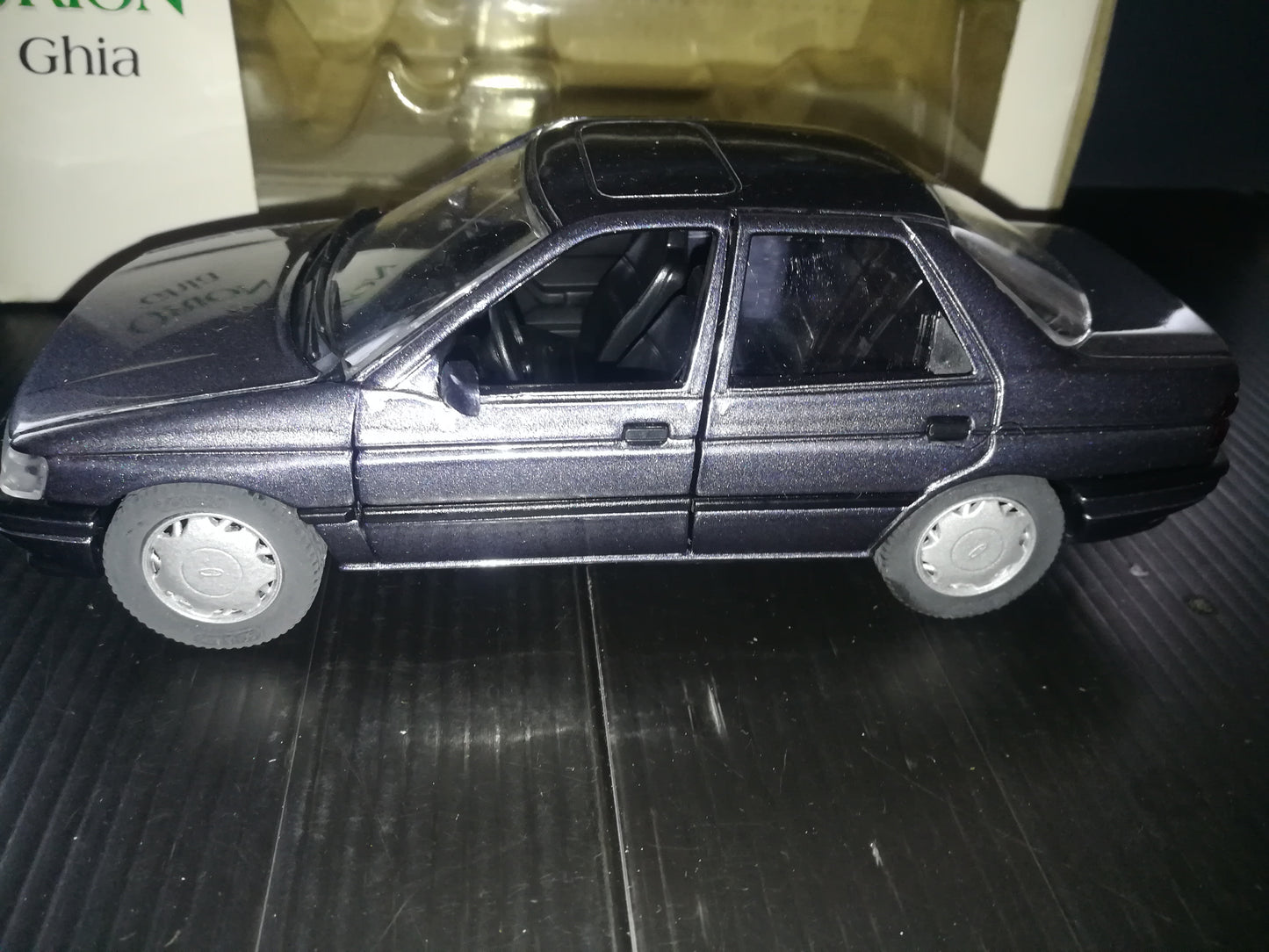 Modellino Ford Orion Ghia

Prodotto da Schabak Modell art.No LH10020