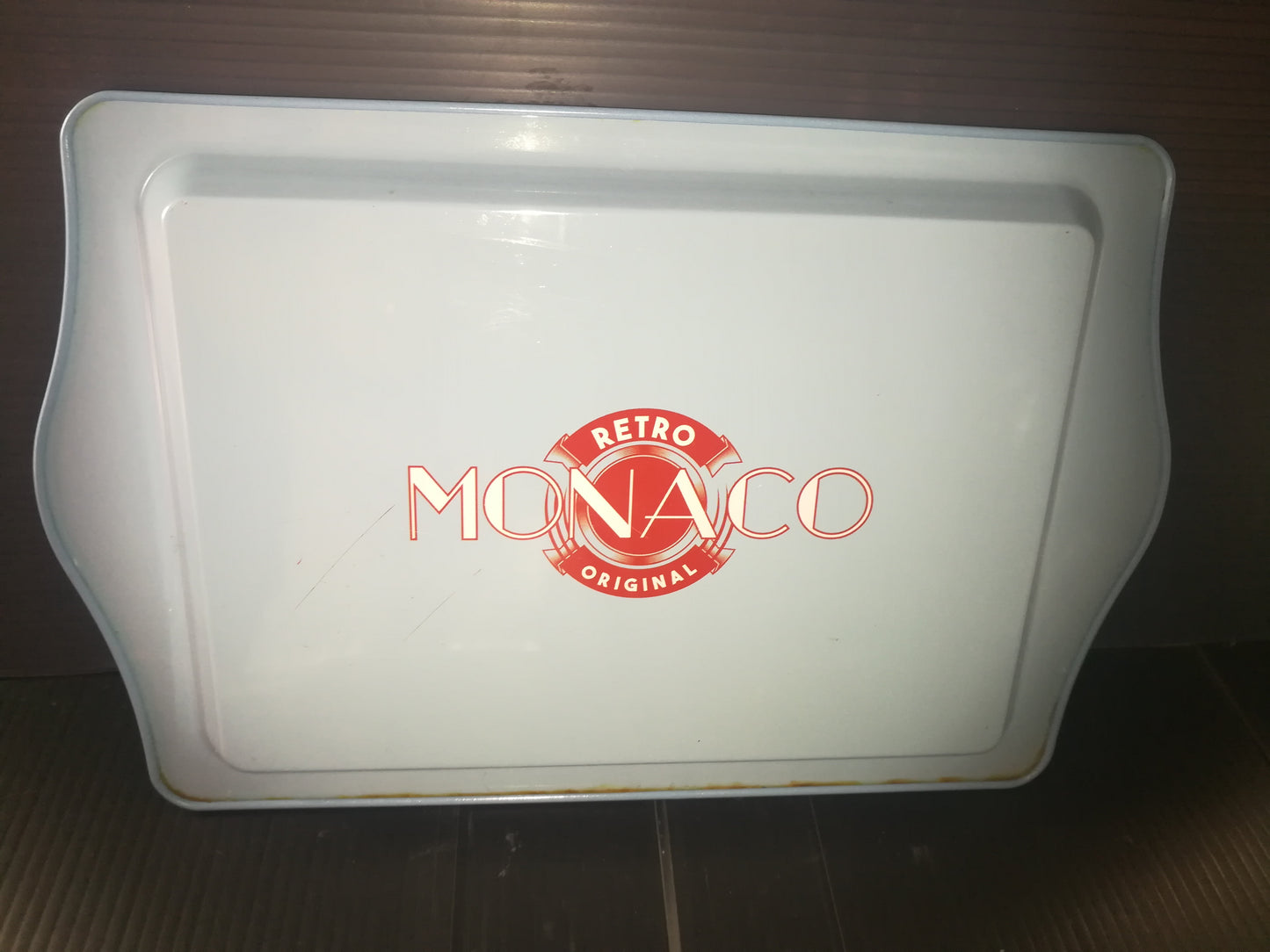 Vassoio Retro Monaco Original

In Latta