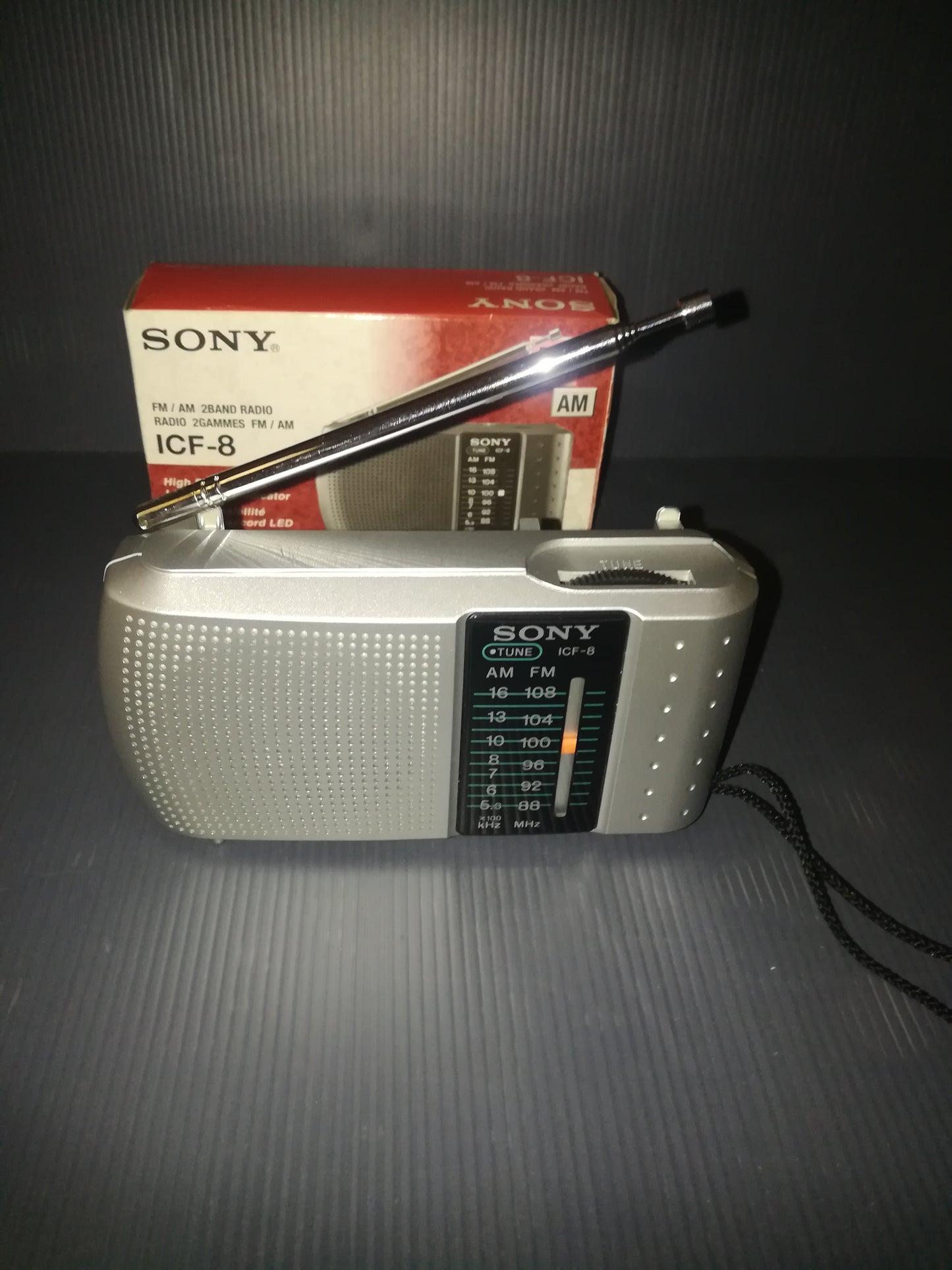 Sony ICF-8 Radio AM/FM