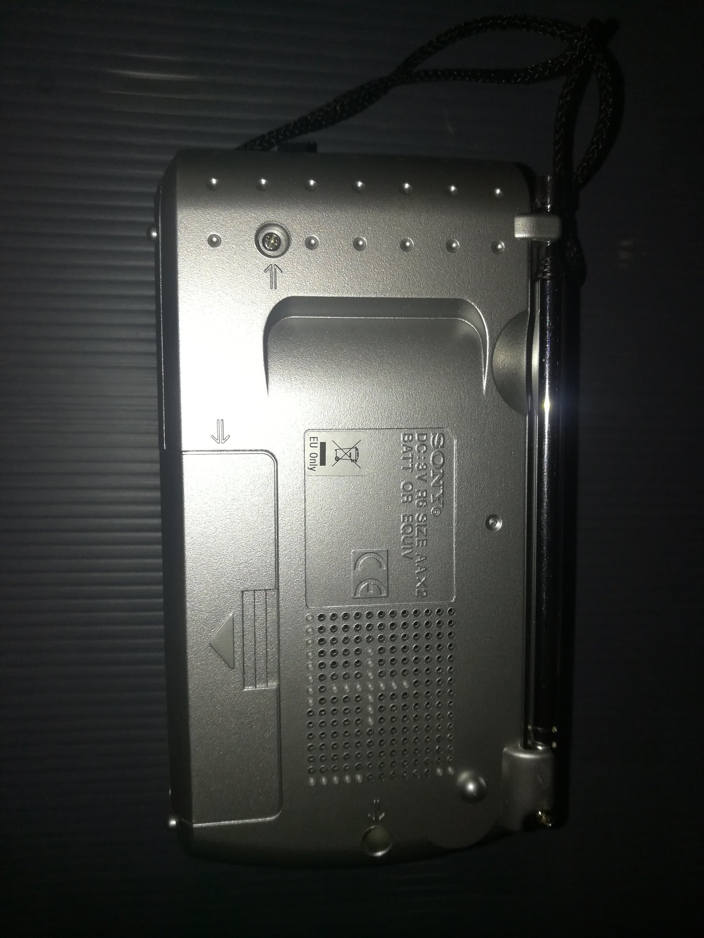 Sony ICF-8 Radio AM/FM