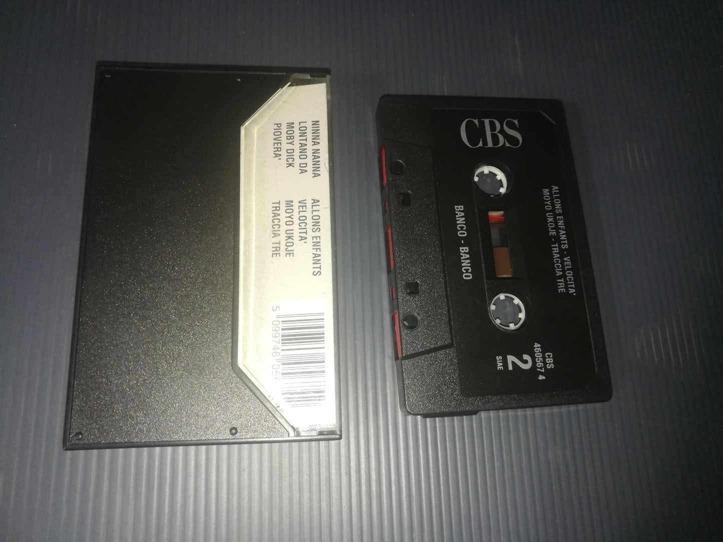 Banco" Cassette Bench

 Published in 1990 by CBS code 460567 4