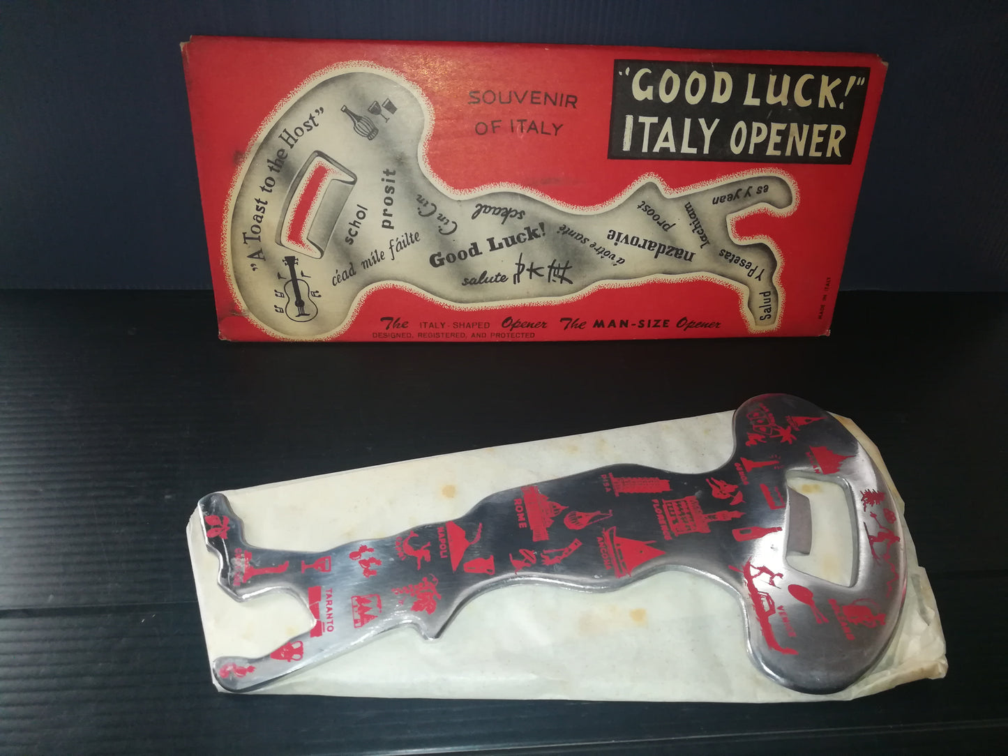 Corkscrew Souvenir Of Italy

 Original from the 50s/60s