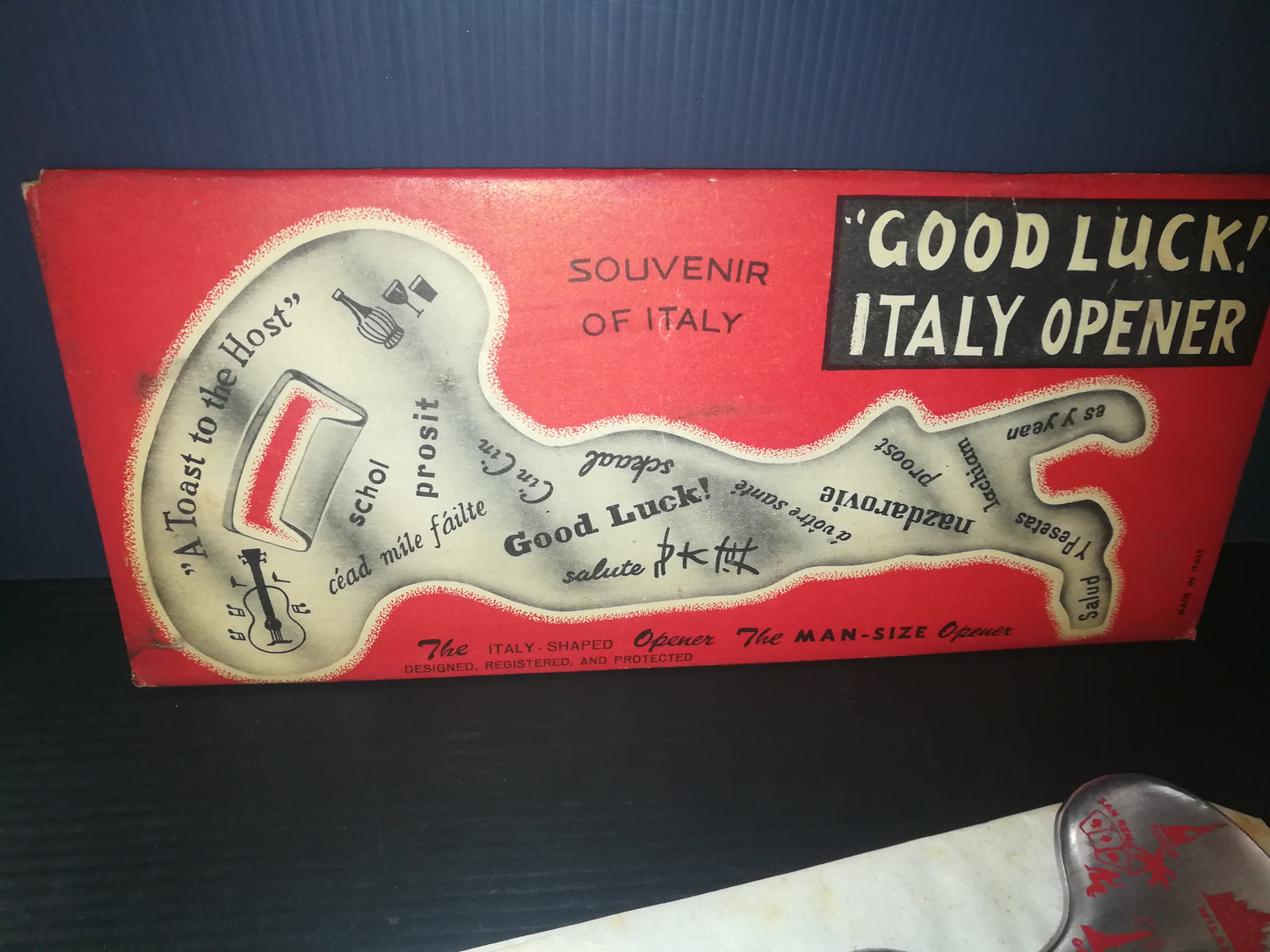 Corkscrew Souvenir Of Italy

 Original from the 50s/60s