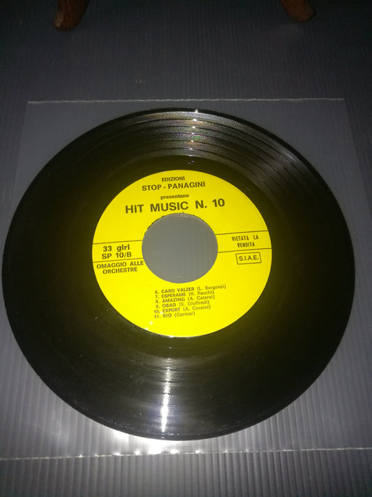 Edizioni Stop-Panagini Hit Music n.10 33 Laps

 Promotional disc