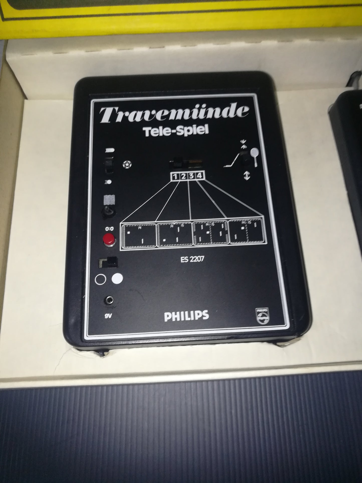 Philips ES2207 Telegame Travemunde

 Produced in 1977