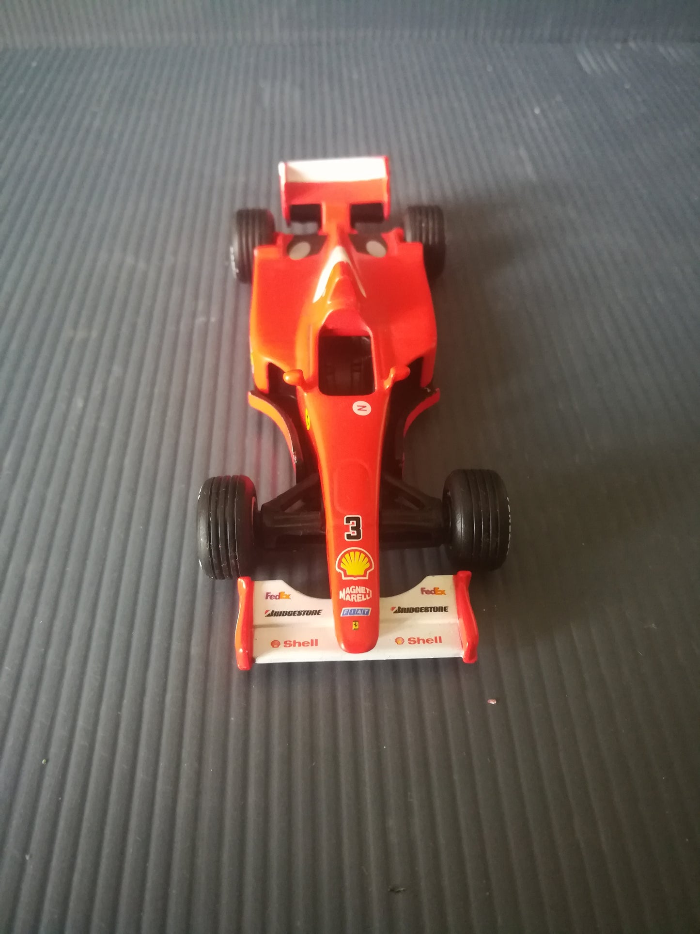 Ferrari Formula One model year 2000

 Produced by Mattel/Hot Weels

 Scale 1:43