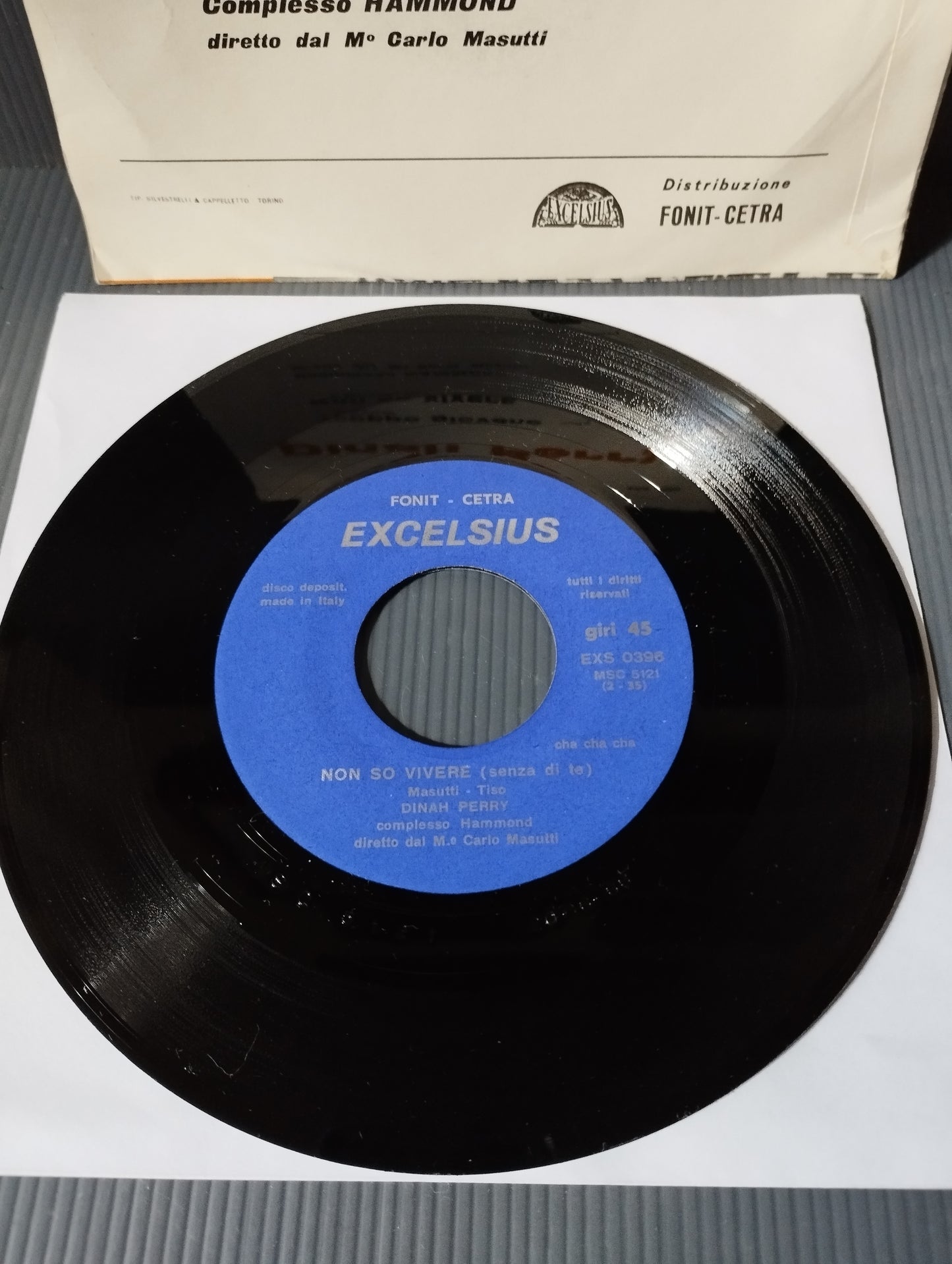 Too Young/I Don't Know How to Live" Dinah Perry 45 rpm

 Published in 1966 by Excelsius Cod.EXS 0396

 Rare