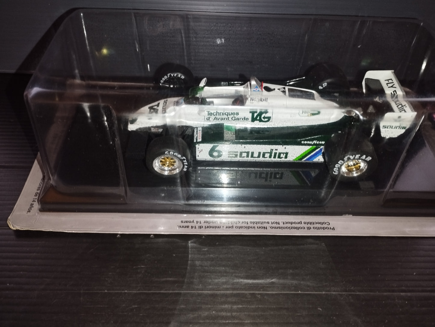 Williams FW08 Keke Rosberg 1982 model

 Scale 1:24

 Made in Bangladesh