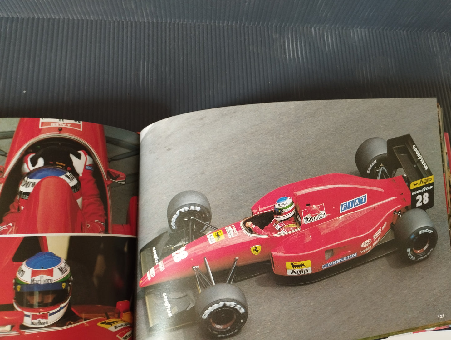 Book "Ferrari" Paolo D'Alessio

 Published in 2004 by Gribaudo