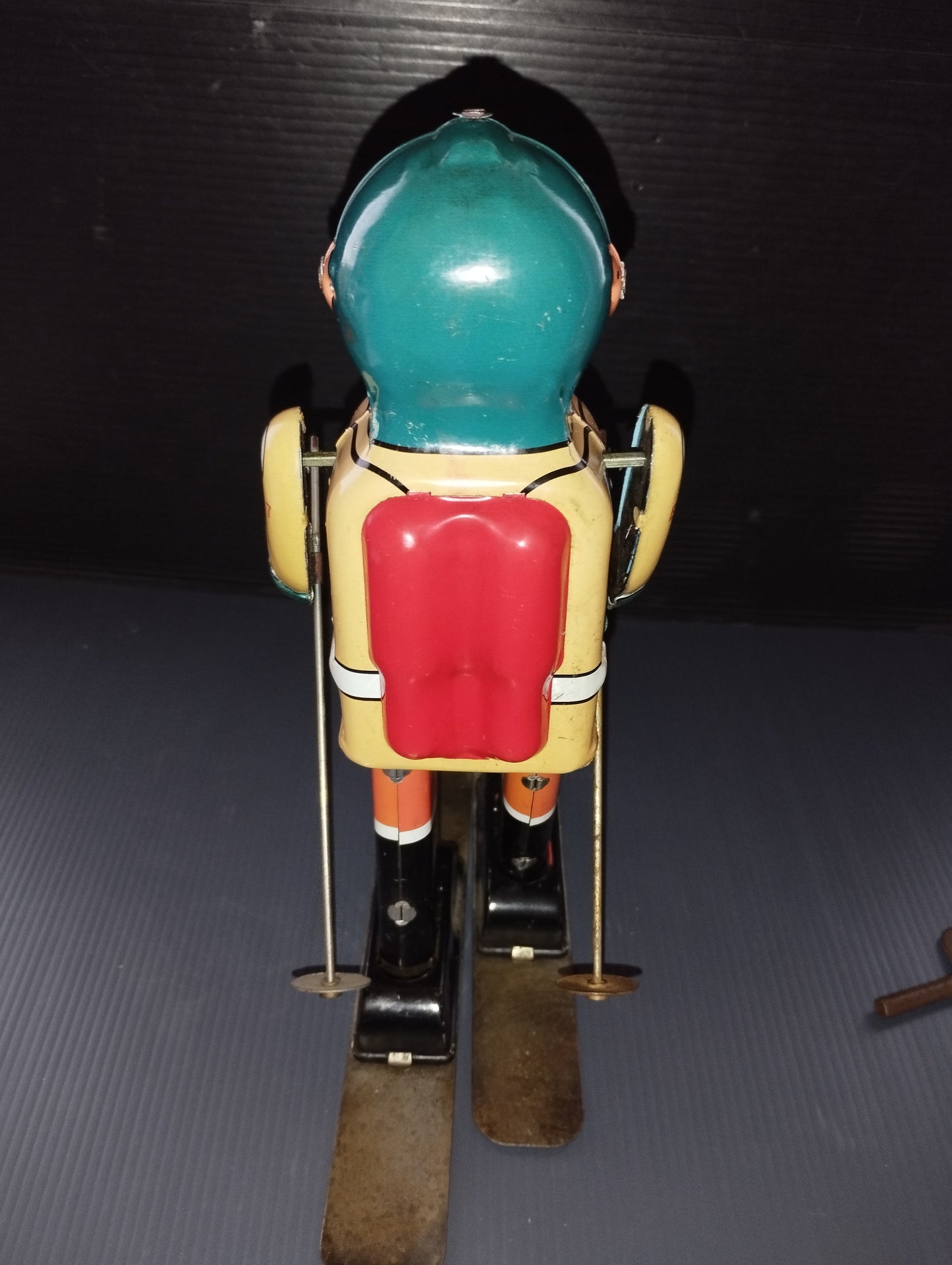 South Pole Explorer Robot In Vintage Tin

 Marked TM JAPAN