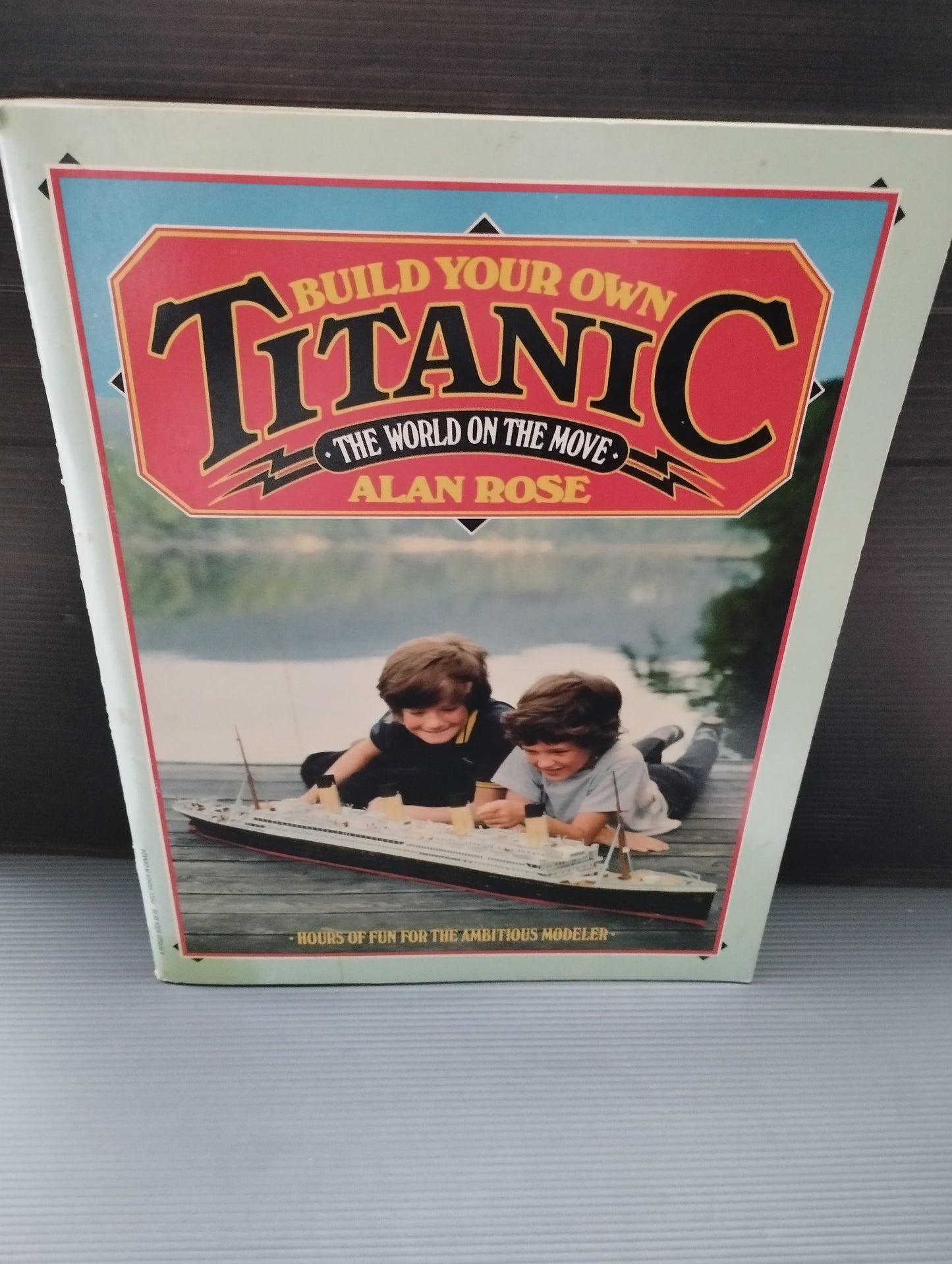 Titanic Alan Rose model book

 Published in 1981 by Perigee Books