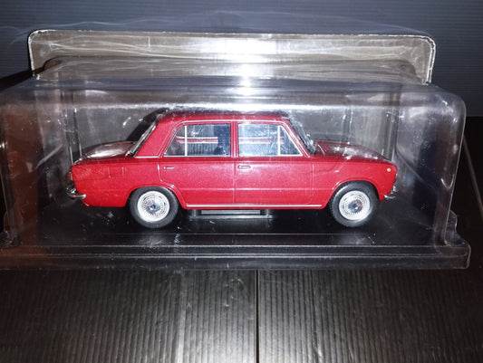 Modellino Fiat 124

Scala 1:24