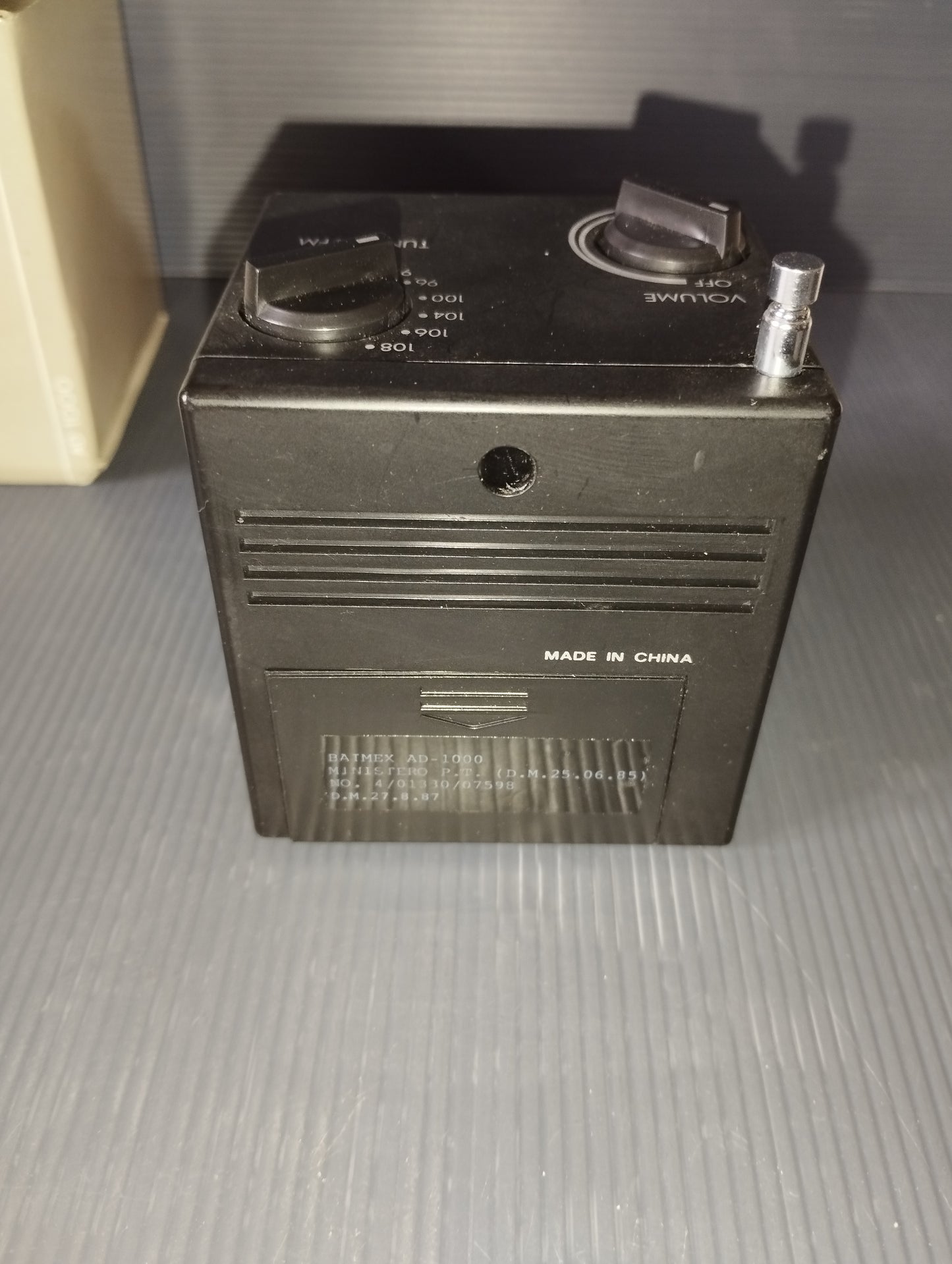 Radio Cubo FM

Marca Baimex mod. AD1000