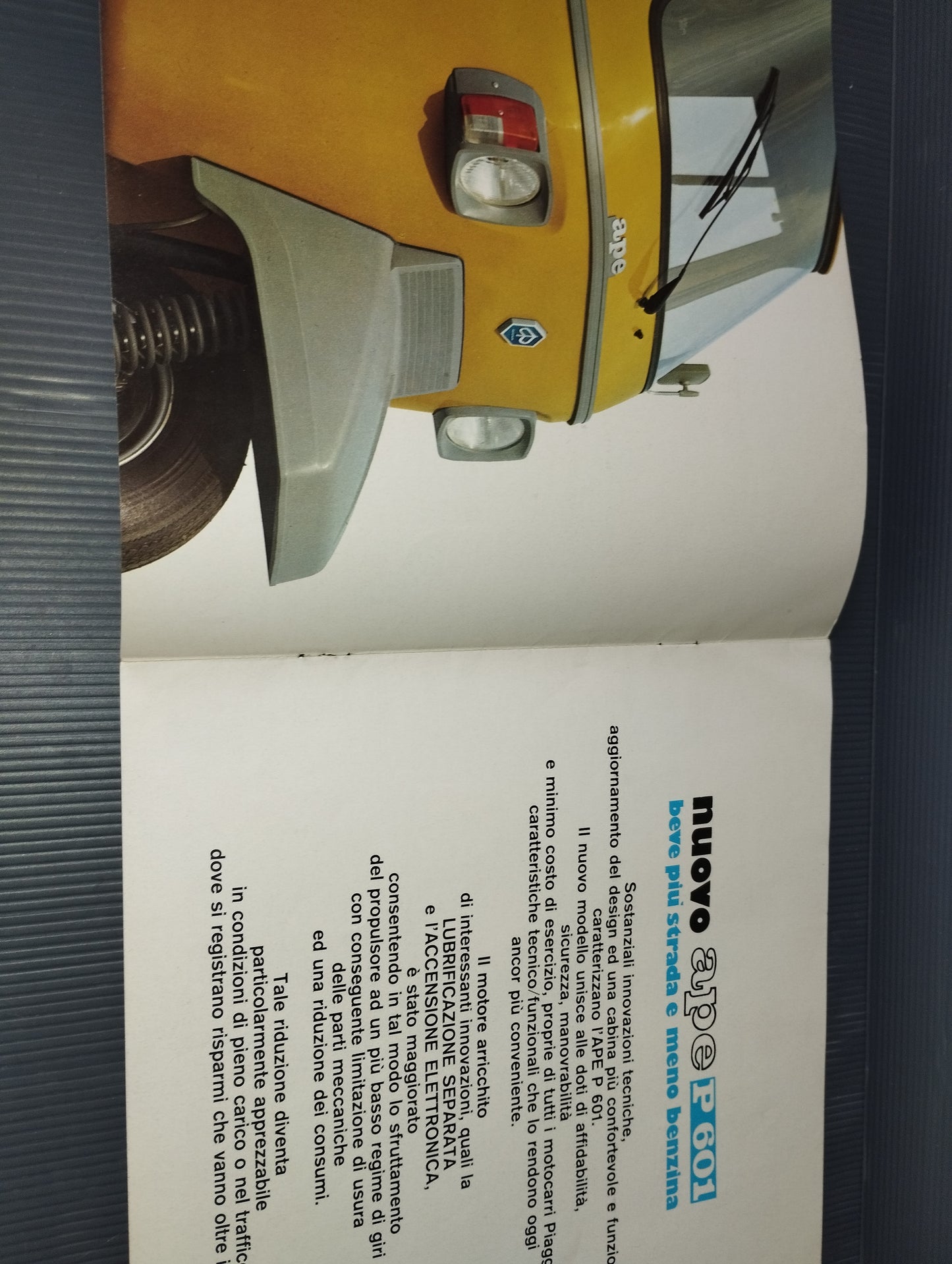 APE P601 Piaggio three-wheeler brochure from the 70s